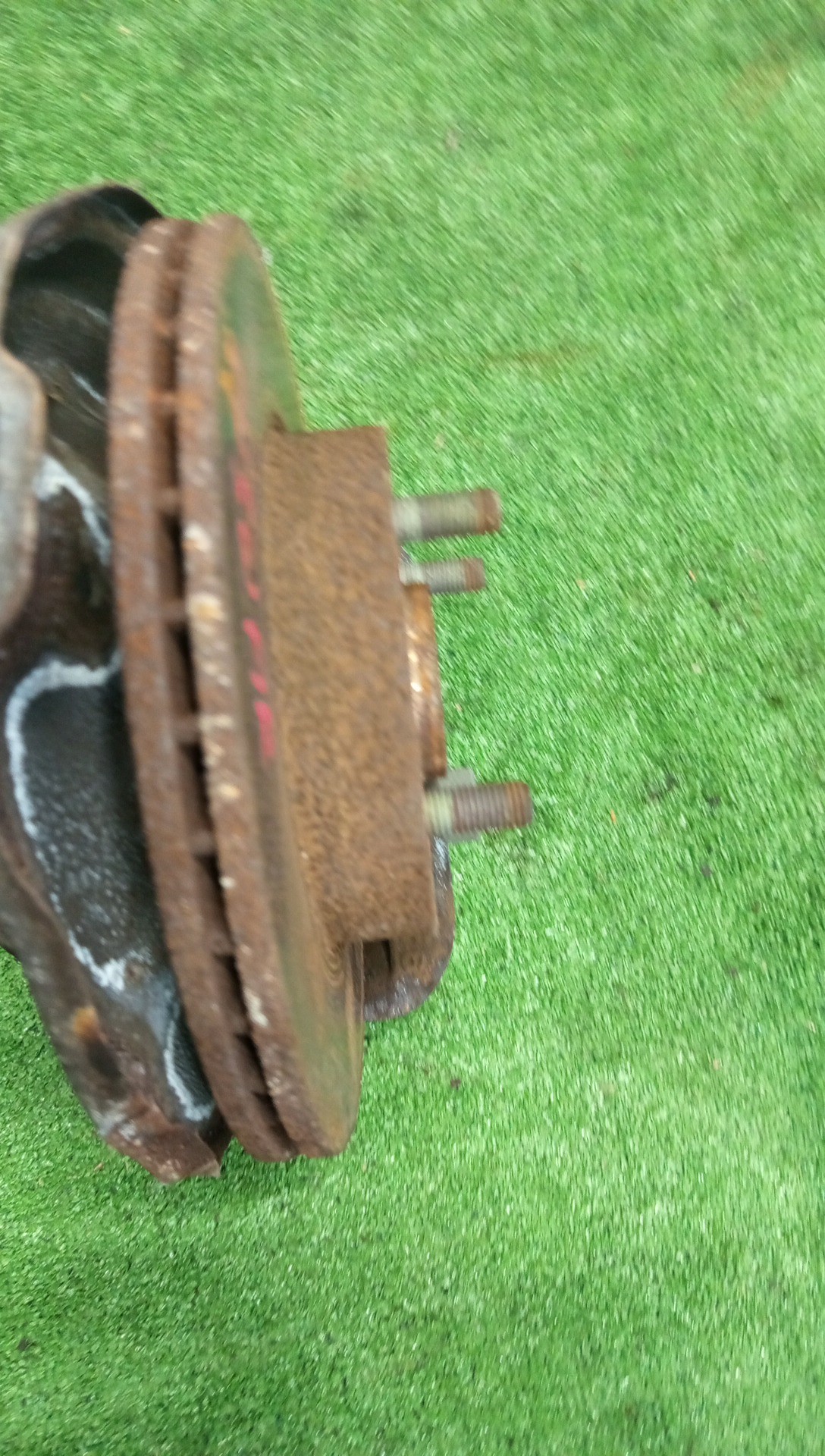 Ступица правая передняя MAZDA DEMIO DW3W, DW5W B3E, B3ME, B3, B5E, B5ME, B5 2 ракурс