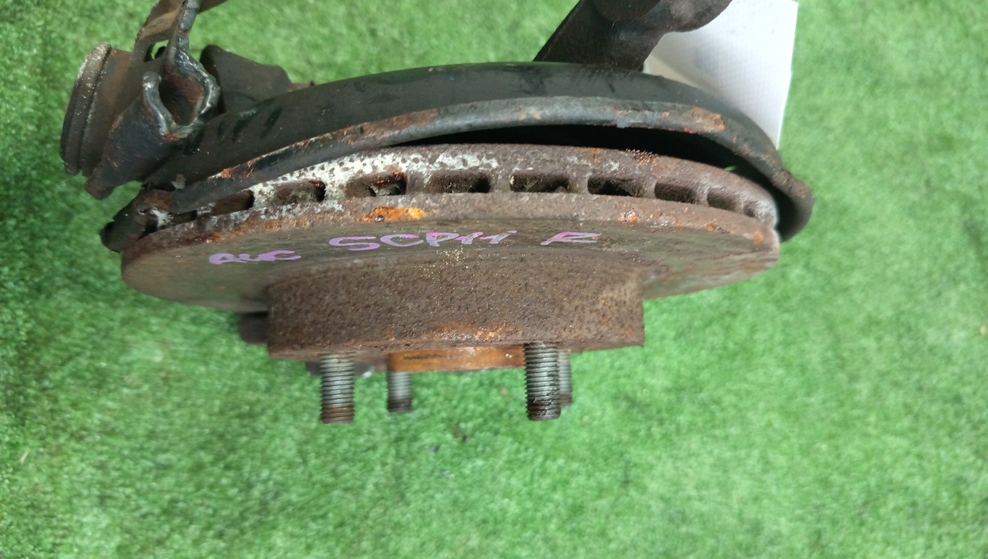 Ступица правая передняя TOYOTA PLATZ, VITZ SCP11, SCP10, SCP13 1SZ-FE, 2SZ-FE 2 ракурс