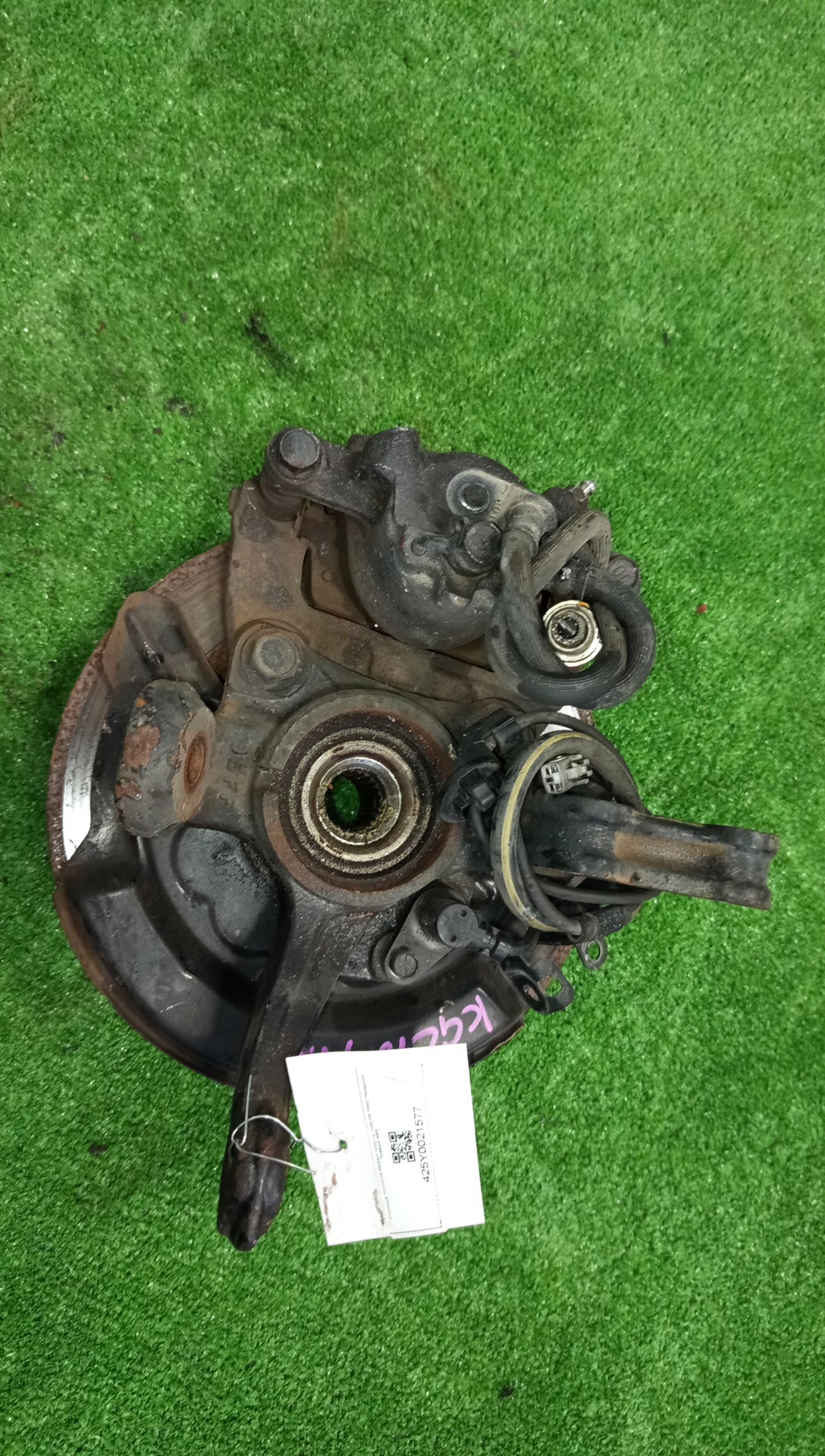 Ступица правая передняя TOYOTA PASSO, BOON KGC15, KGC10, QNC10, M301S, M310S, M300S 1KR-FE, K3-VE 3 ракурс