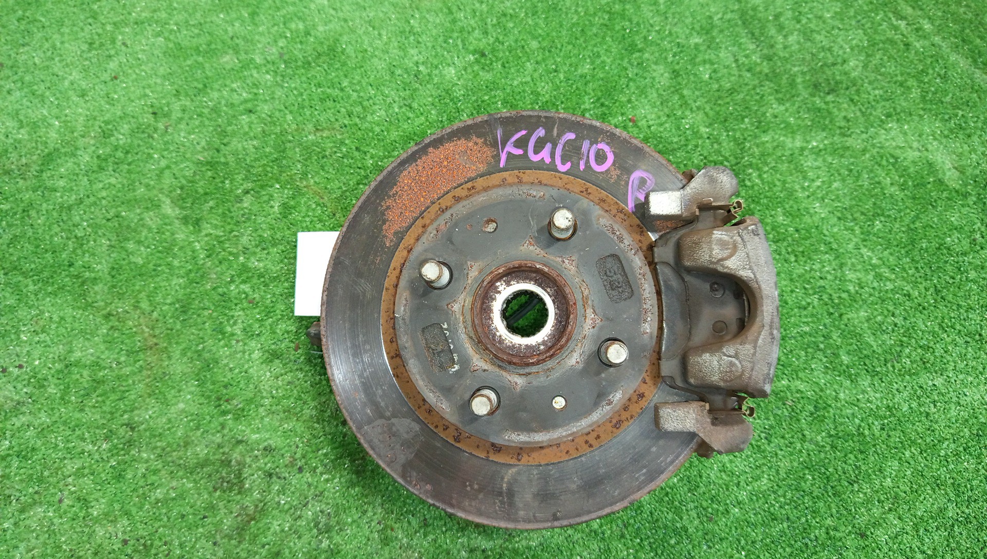 Ступица правая передняя  TOYOTA PASSO, BOON KGC15, KGC10, QNC10, M301S, M310S, M300S 1KR-FE, K3-VE 1 ракурс