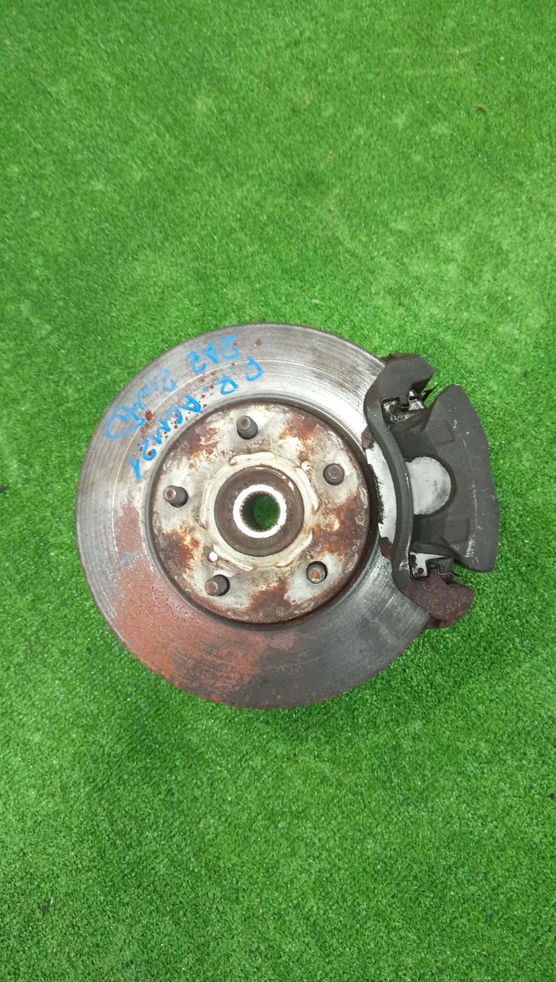 Ступица правая передняя TOYOTA NOAH, VOXY, IPSUM AZR60G, ACM21W 1AZ-FSE, 2AZ-FE 1 ракурс Ступица правая передняя TOYOTA NOAH, VOXY, IPSUM AZR60G, ACM21W 1AZ-FSE, 2AZ-FE 1 ракурс