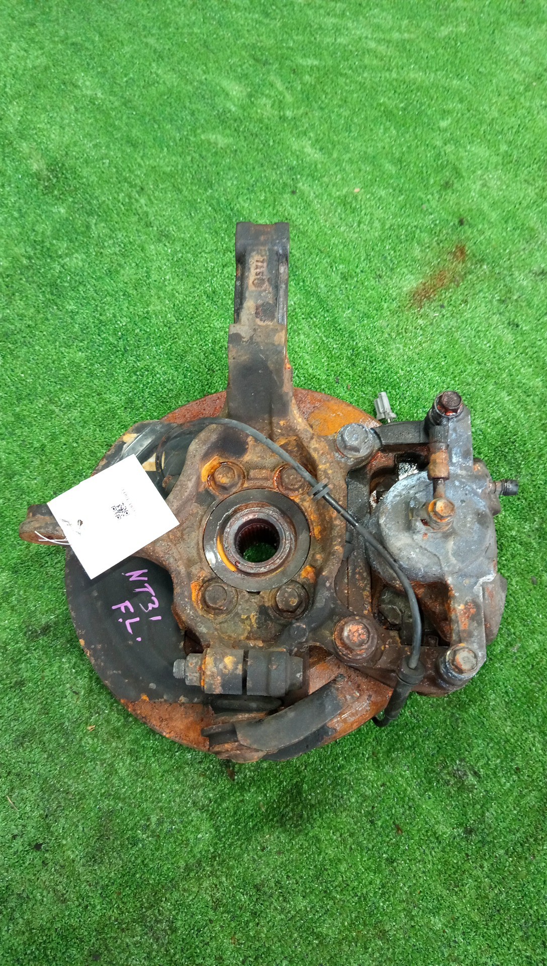 Ступица левая передняя NISSAN X-TRAIL T31, NT31, DNT31, TNT31 MR20DE, M9R, QR25DE 3 ракурс
