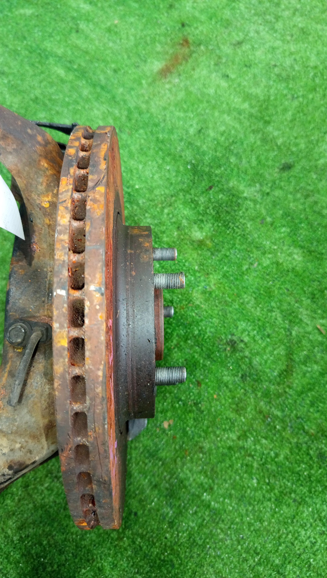 Ступица левая передняя NISSAN PRESAGE, TEANA TU31, TNU31, PU31, PNU31, J31, PJ31, TNJ31 QR25DE, VQ35DE, VQ23DE 2 ракурс
