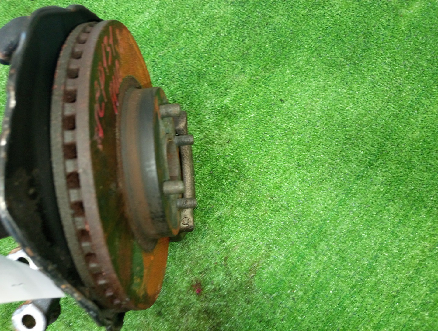 Ступица левая передняя TOYOTA VITZ , KSP130, NSP130, NHP130, NCP131 1NR-FE, 1KR-FE, 1NZ-FXE, 1NZ-FE 3 ракурс