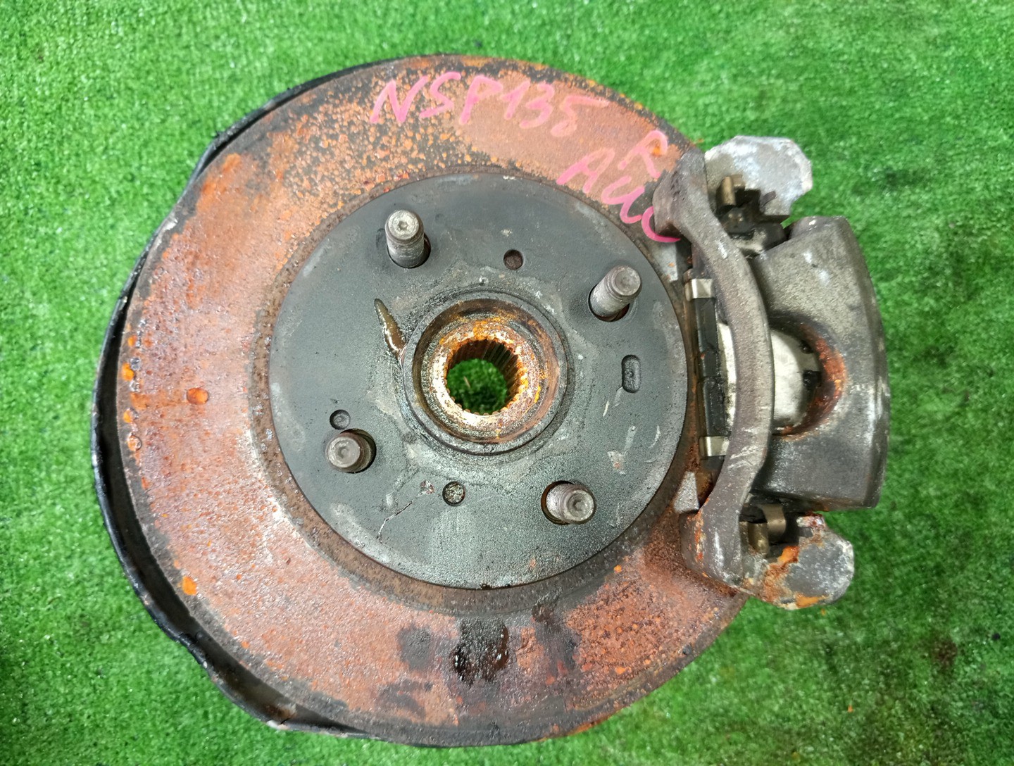 Ступица правая передняя TOYOTA VITZ KSP130, NSP130, NHP130, NSP135, NCP131 1KR-FE, 1NR-FE, 1NZ-FXE, 1NZ-FE 1 ракурс
