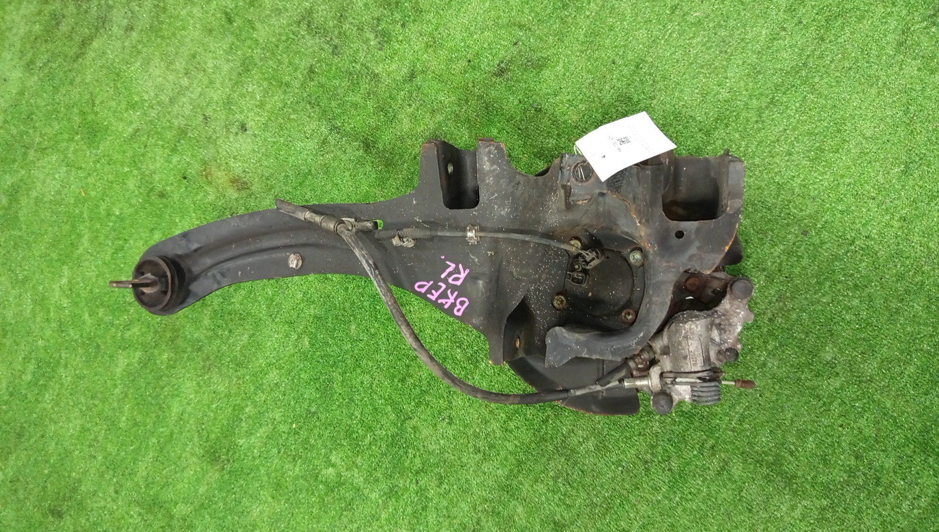 Ступица левая задняя MAZDA AXELA BK5P, BK3P, BKEP ZY-VE, L3-VE, LF-VE, LF-DE 4 ракурс
