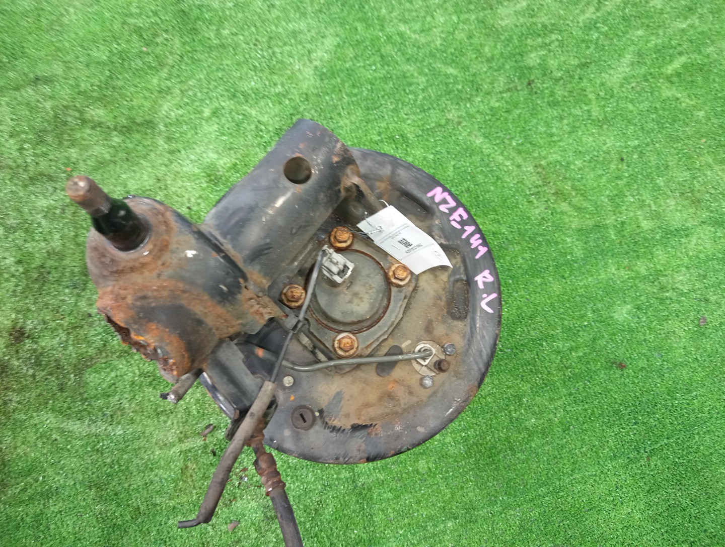 Ступица левая задняя TOYOTA AXIO, COROLLA FIELDER, COROLLA  AXIO, FIELDER NZE141, ZRE142, ZRE142G, NZE141G 1NZ-FE, 2ZR-FAE, 2ZR-FE 2 ракурс