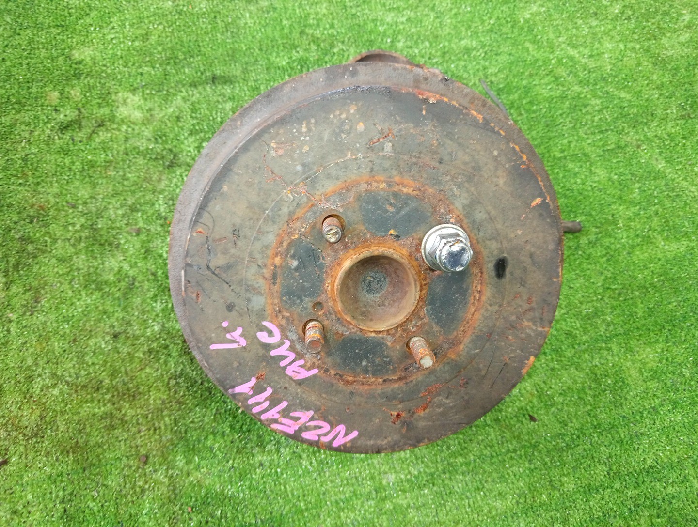 Ступица левая задняя TOYOTA AXIO, COROLLA FIELDER, COROLLA  AXIO, FIELDER NZE141, ZRE142, ZRE142G, NZE141G 1NZ-FE, 2ZR-FAE, 2ZR-FE 1 ракурс