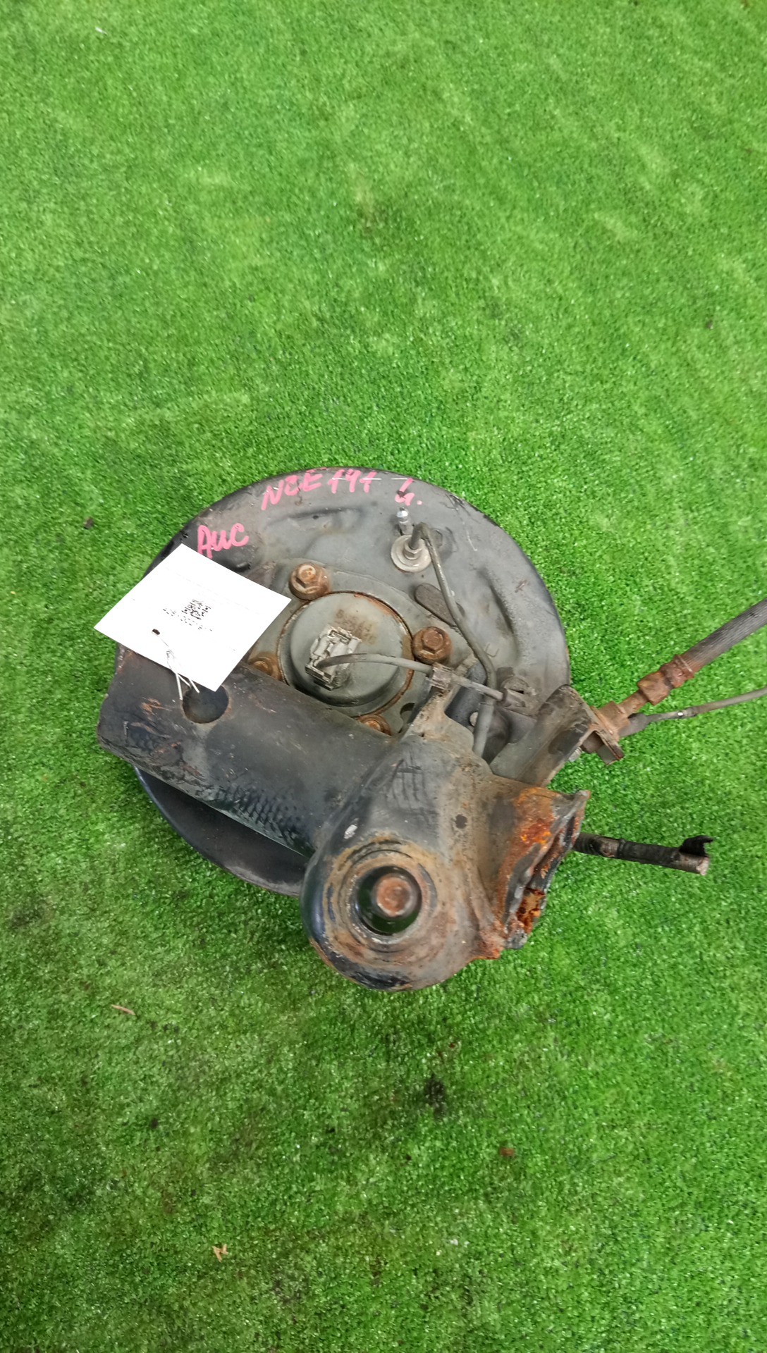 Ступица левая задняя TOYOTA AXIO, COROLLA FIELDER, COROLLA  AXIO, FIELDER NZE141, ZRE142, ZRE142G, NZE141G 1NZ-FE, 2ZR-FAE, 2ZR-FE 2 ракурс
