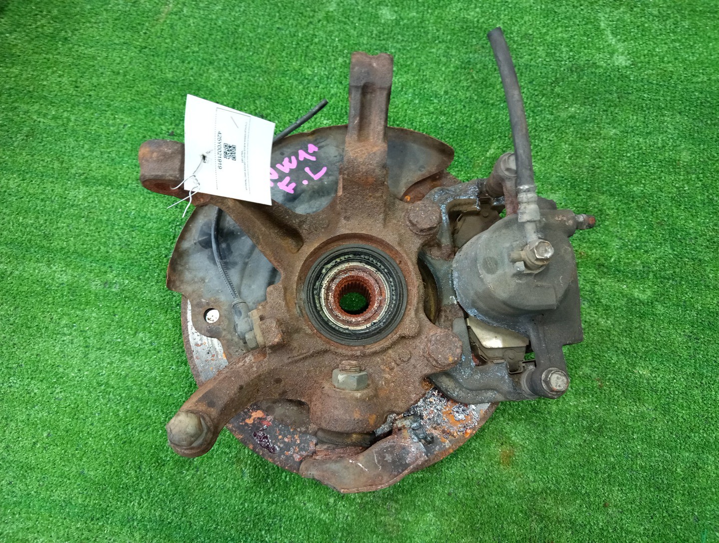 Ступица левая передняя NISSAN AVENIR PNW11, RNW11 SR20DE, QR20DE 2 ракурс