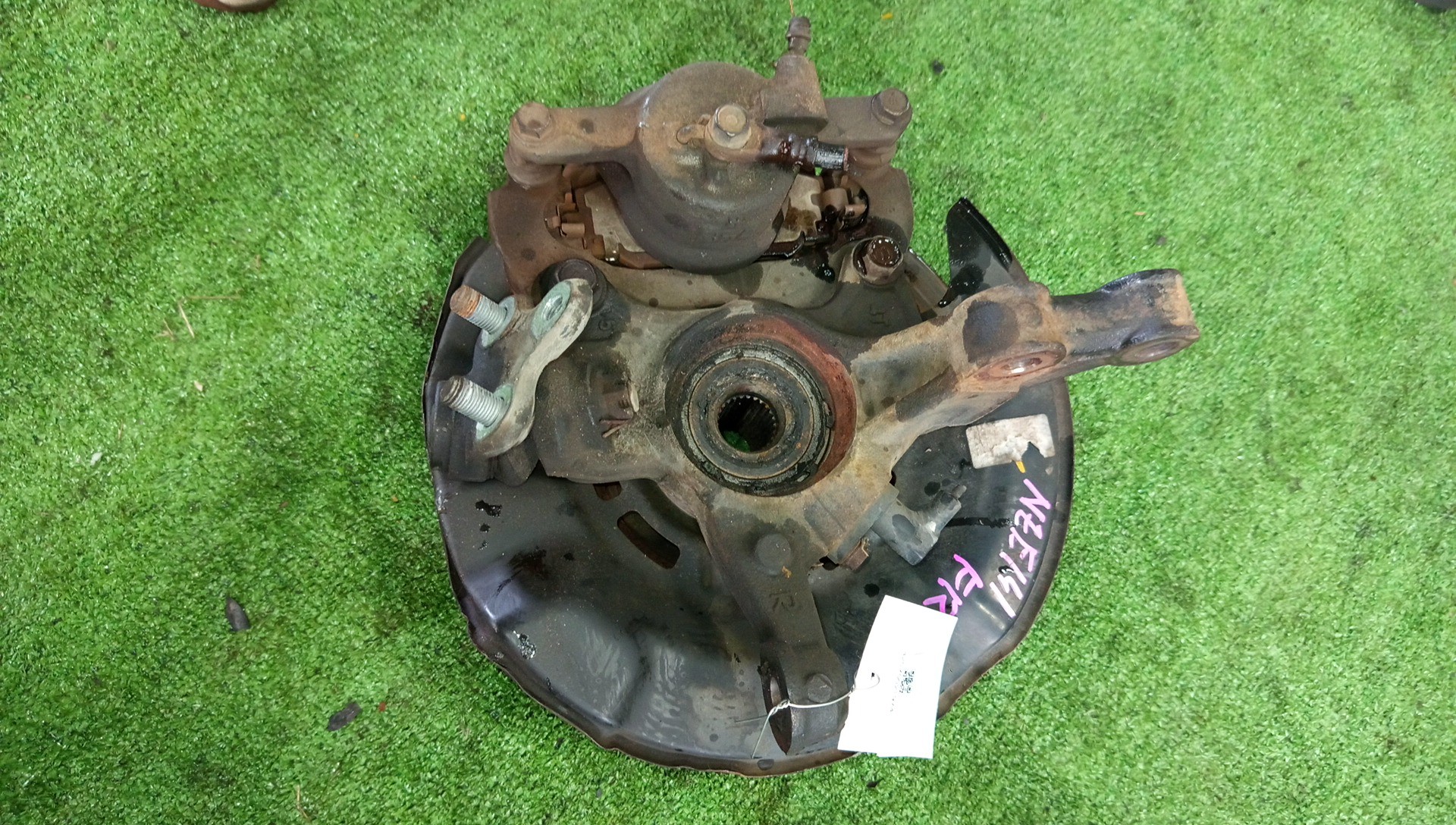 Ступица правая передняя TOYOTA AXIO, COROLLA FIELDER, COROLLA  AXIO, FIELDER NZE141, ZRE142, ZRE142G, NZE141G 1NZ-FE, 2ZR-FAE, 2ZR-FE 3 ракурс