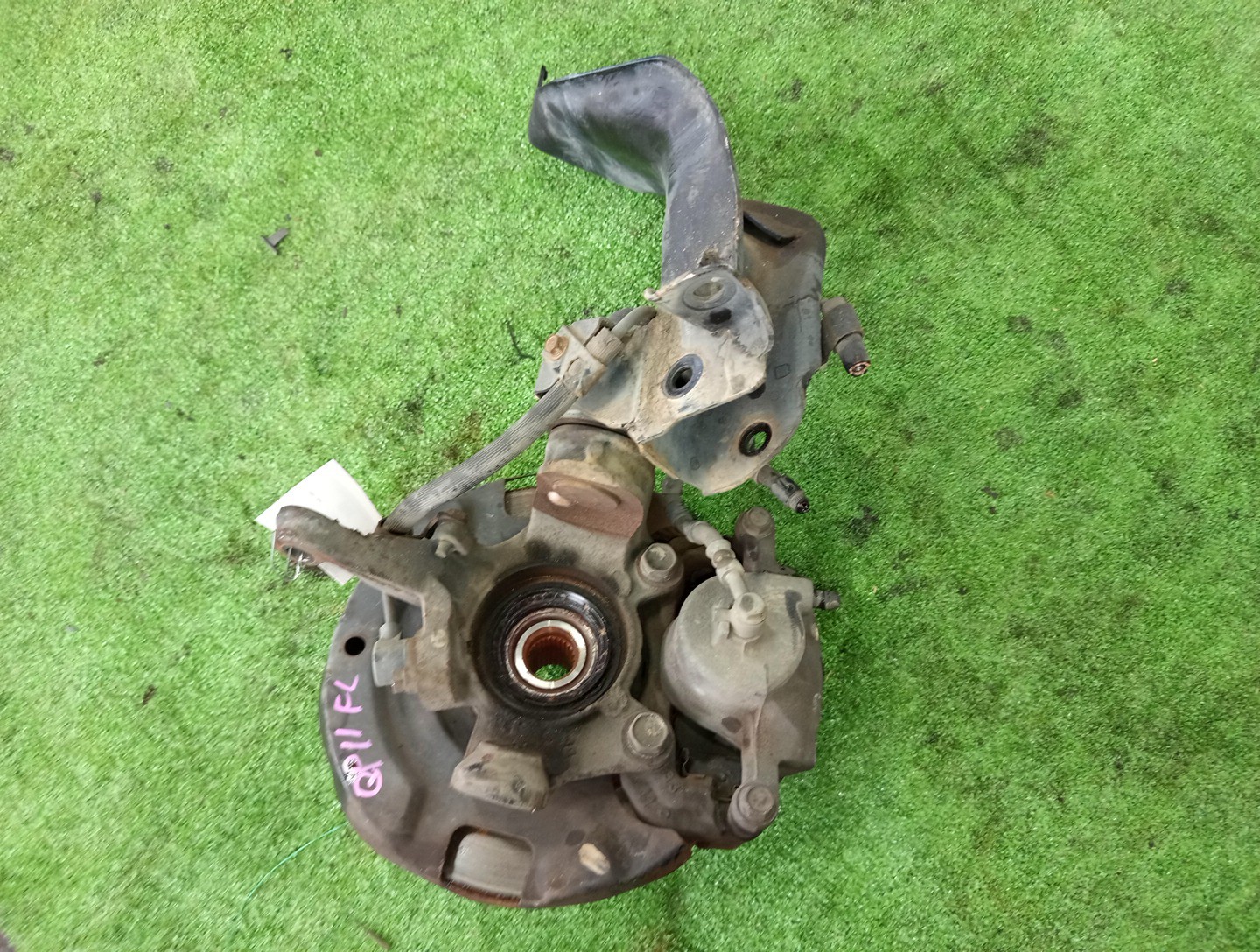 Ступица левая передняя NISSAN BLUEBIRD, PRIMERA SU14, U14, QU14, HU14, EU14, P11, WP11, QP11, HP11, WQP11, WHP11 CD20, SR20DE, QG18DE, QG18DD, SR18DE, SR20VE 2 ракурс