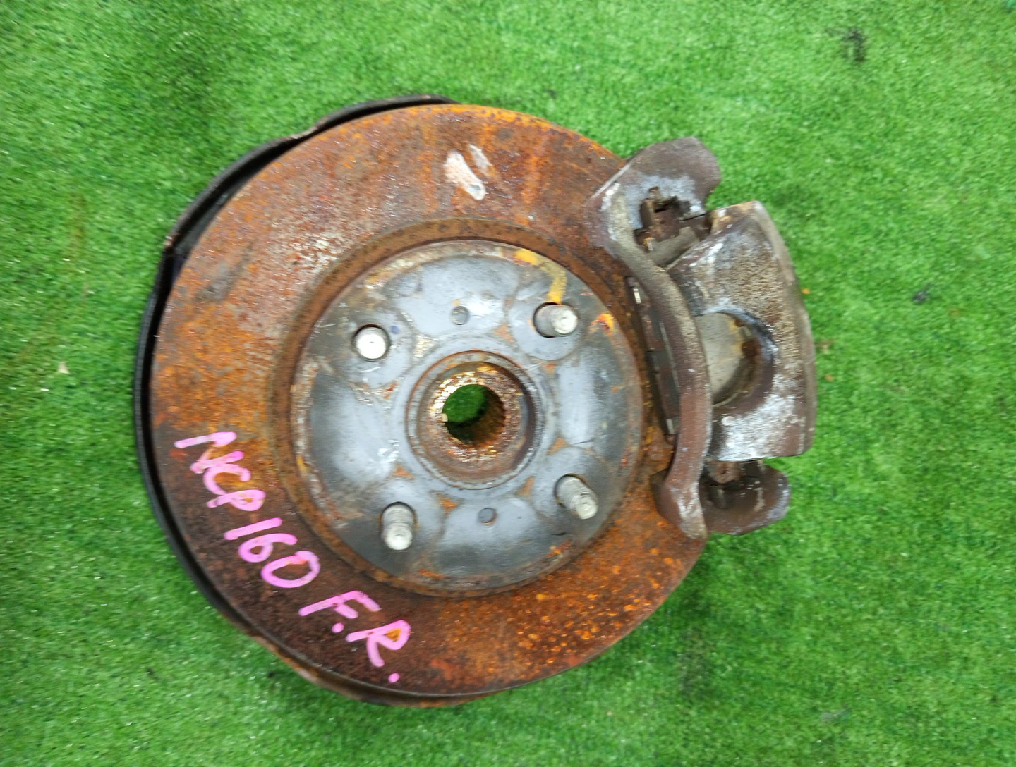 Ступица правая передняя TOYOTA PROBOX NCP160V 1NZ-FE 1 ракурс