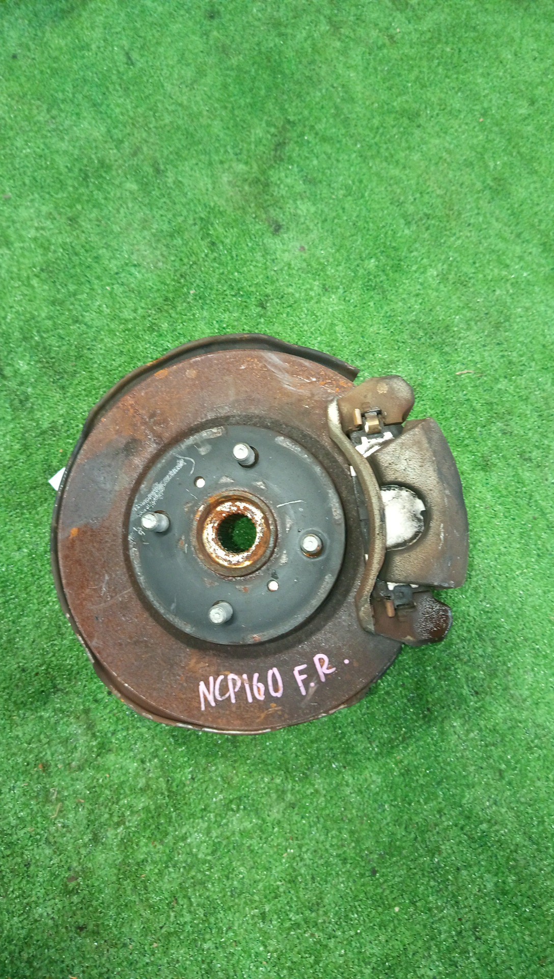 Ступица правая передняя TOYOTA PROBOX NCP160V 1NZ-FE 1 ракурс