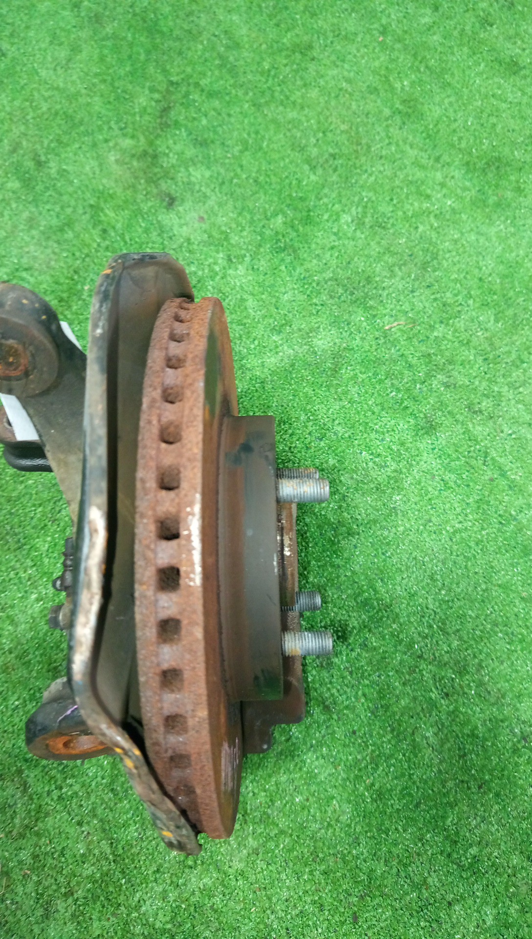 Ступица правая передняя TOYOTA PROBOX NCP160V 1NZ-FE 2 ракурс
