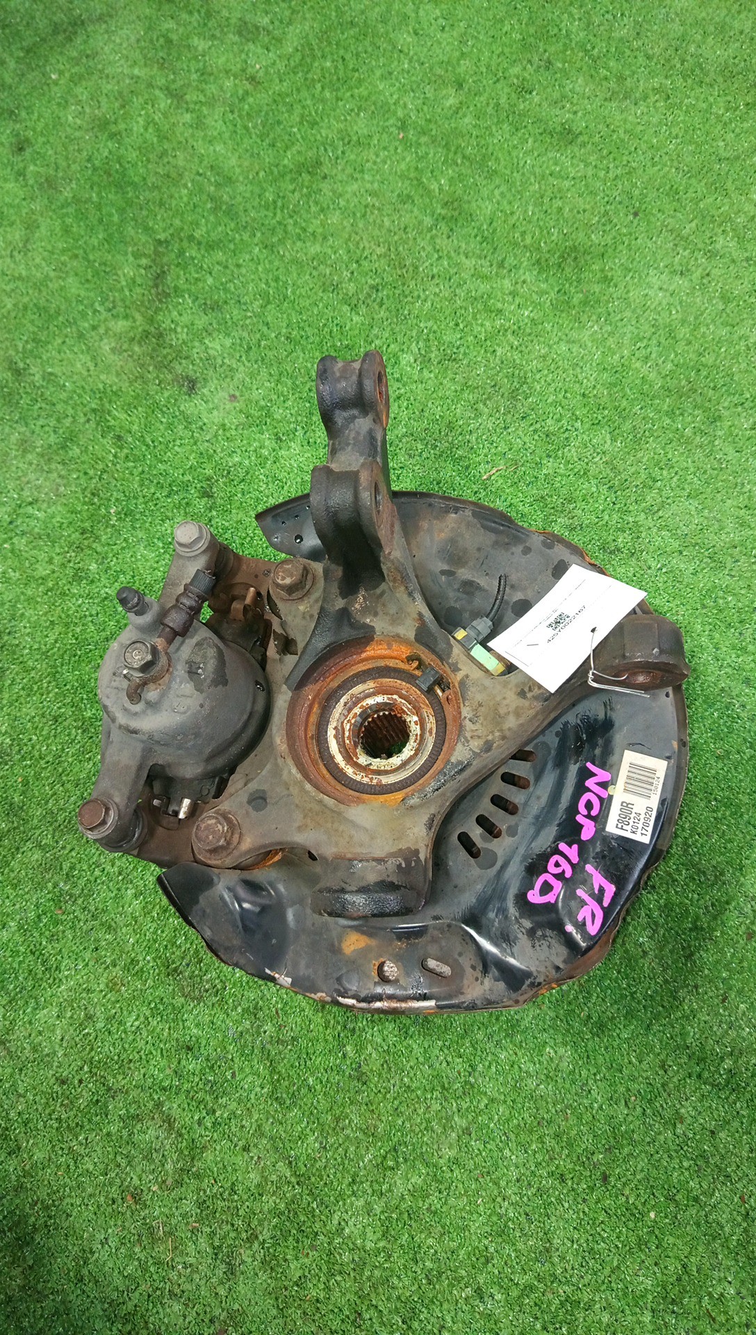 Ступица правая передняя TOYOTA PROBOX NCP160V 1NZ-FE 3 ракурс