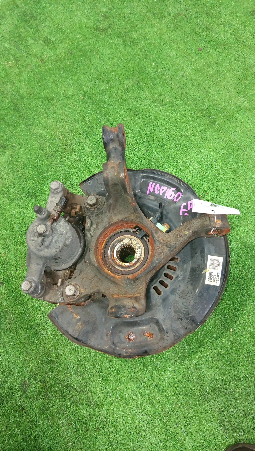 Ступица правая передняя TOYOTA PROBOX NCP160V 1NZ-FE 3 ракурс
