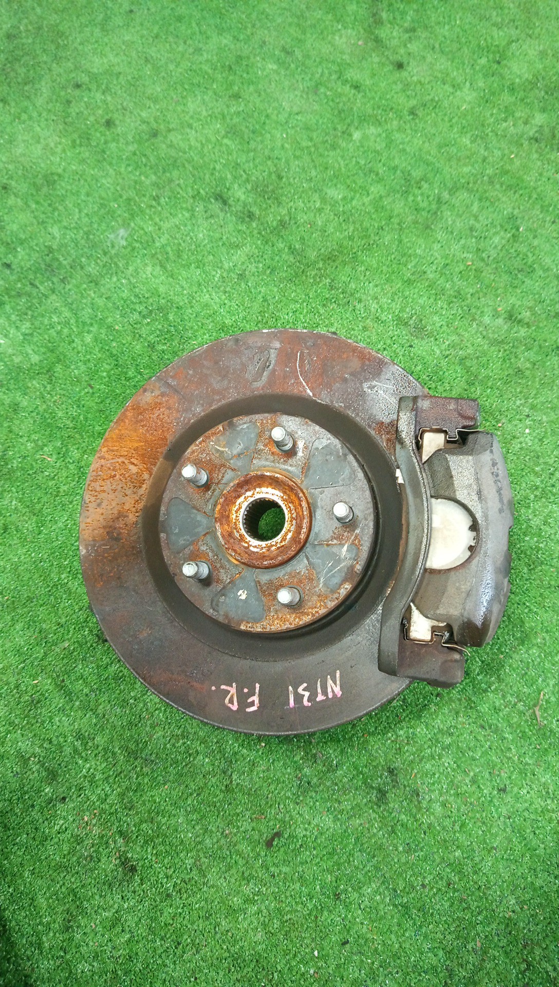 Ступица правая передняя  NISSAN X-TRAIL T31, NT31, DNT31, TNT31 MR20DE, M9R, QR25DE 1 ракурс