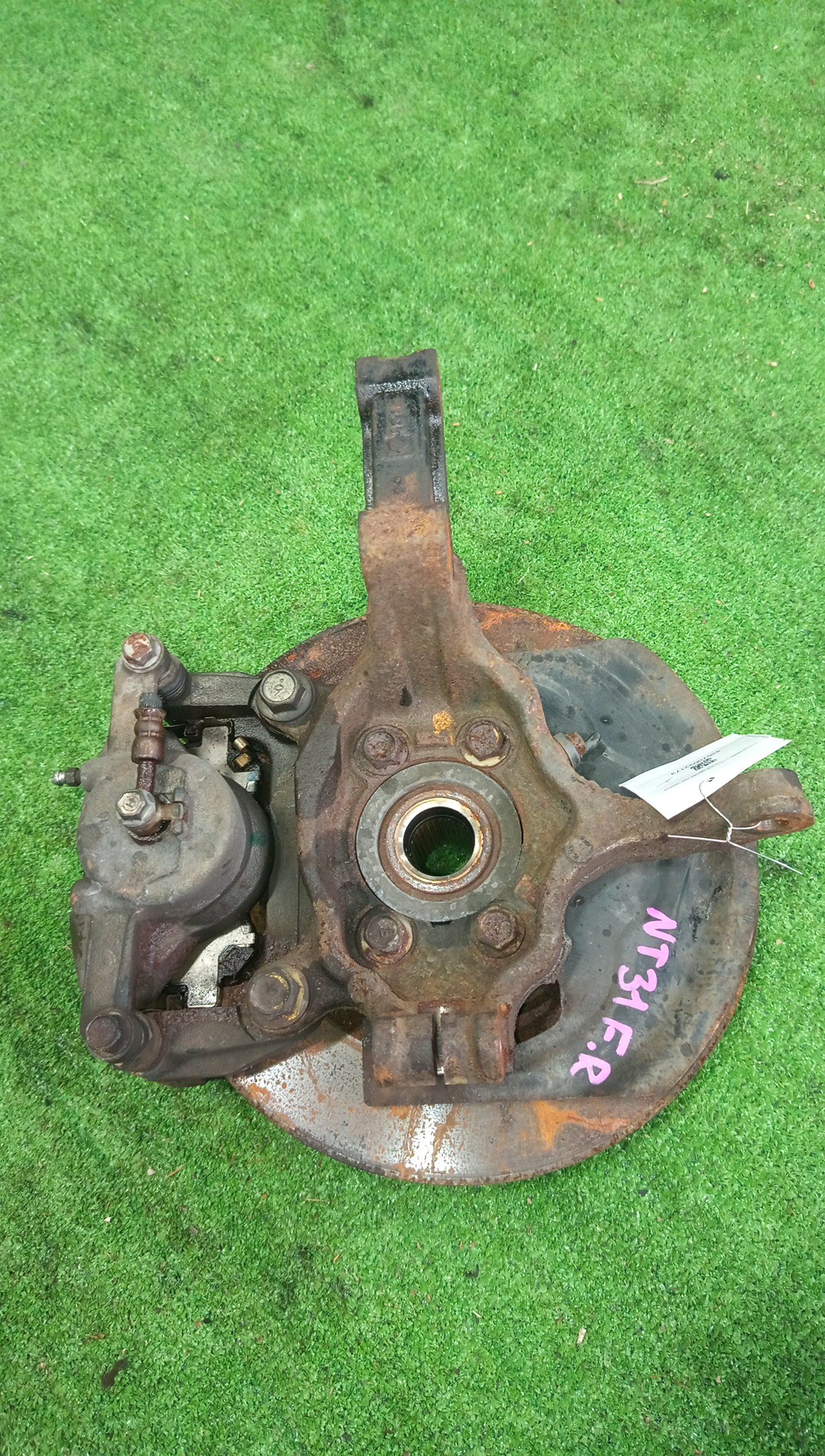 Ступица правая передняя NISSAN X-TRAIL T31, NT31, DNT31, TNT31 MR20DE, M9R, QR25DE 3 ракурс