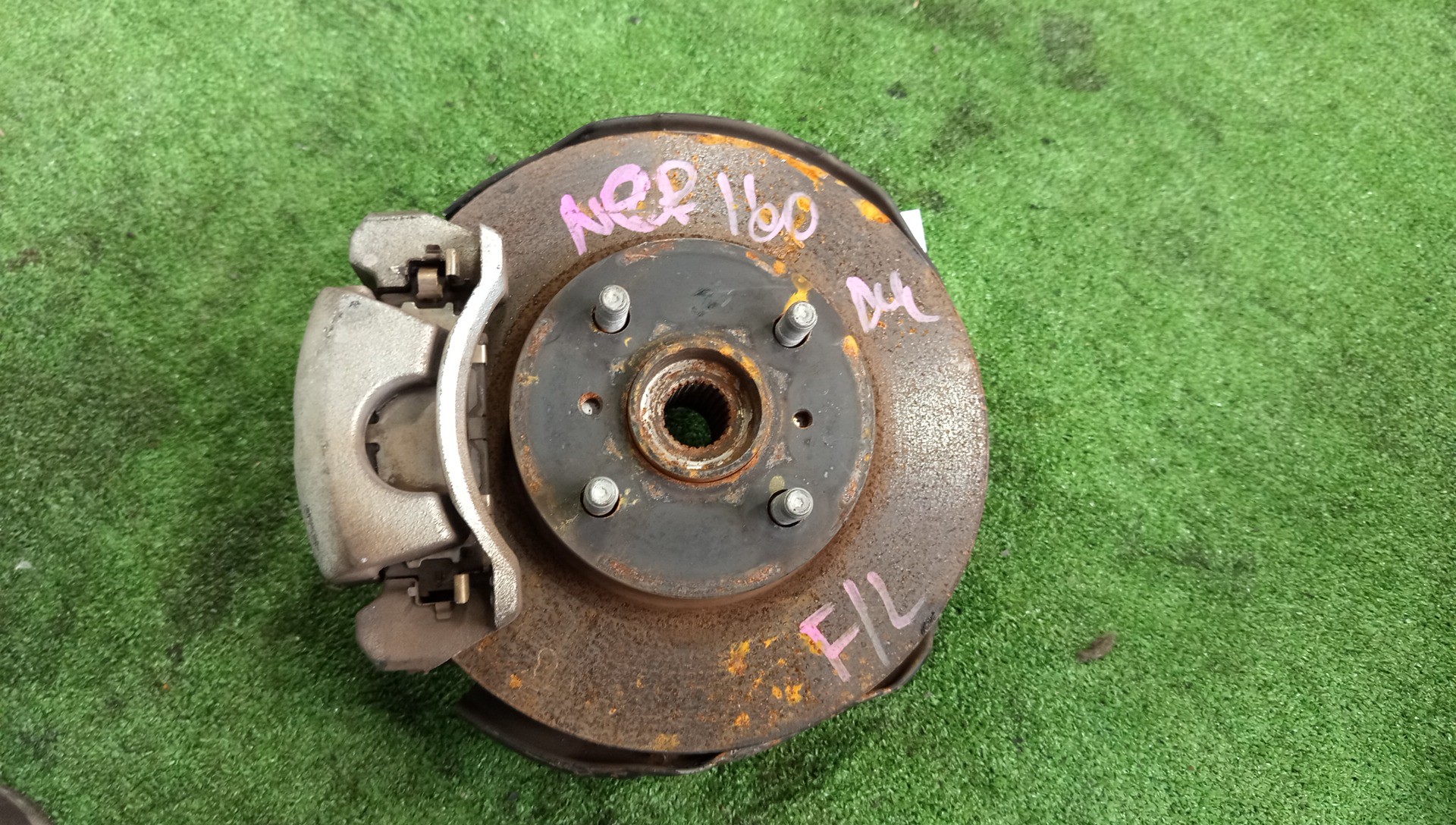 Ступица левая передняя TOYOTA PROBOX NCP160V 1NZ-FE 1 ракурс