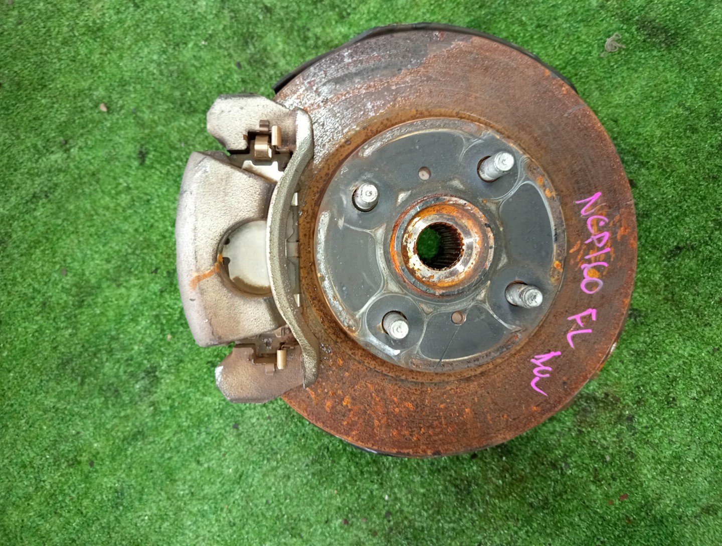 Ступица левая передняя TOYOTA PROBOX NCP160V 1NZ-FE 1 ракурс