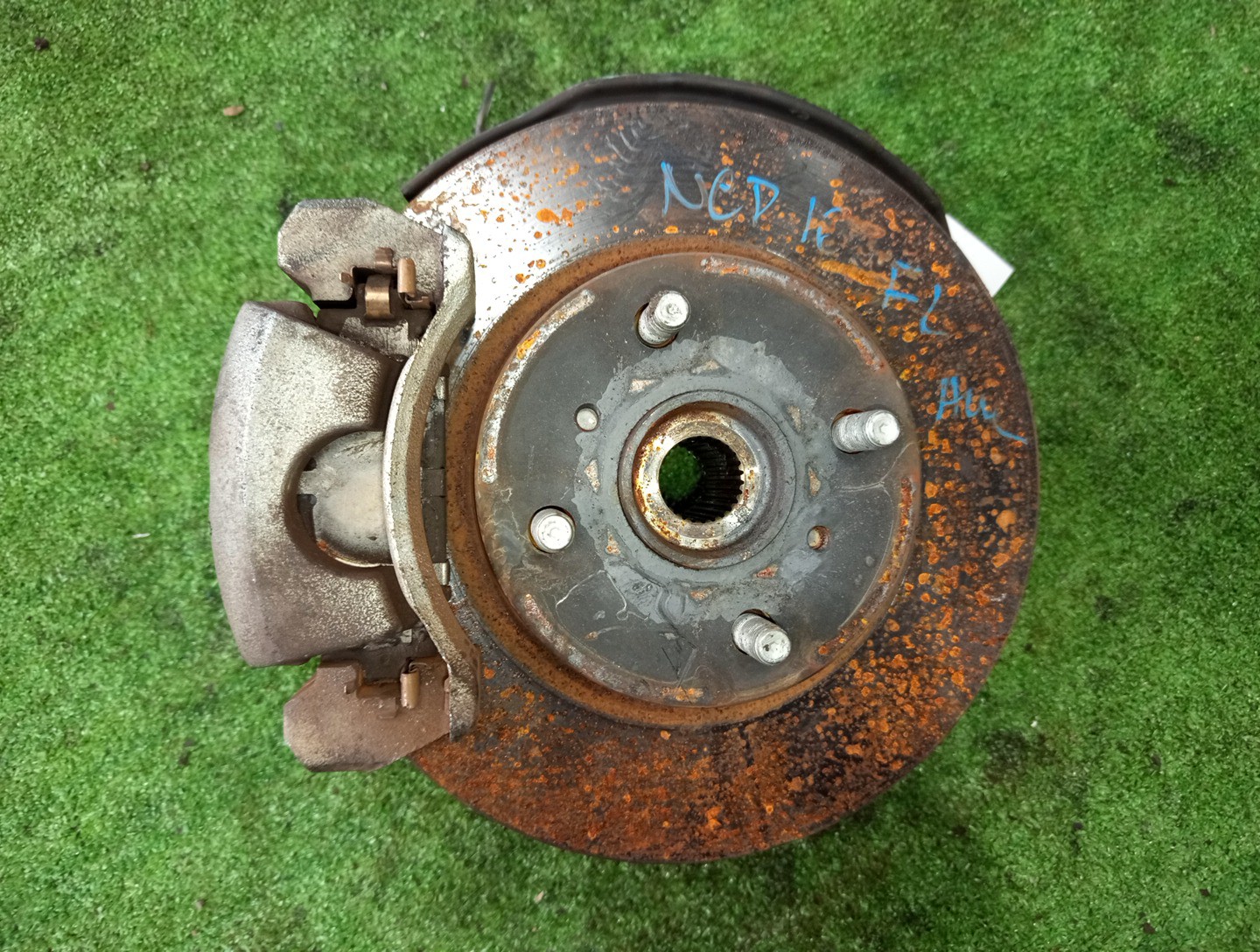 Ступица левая передняя TOYOTA PROBOX NCP160V 1NZ-FE 1 ракурс