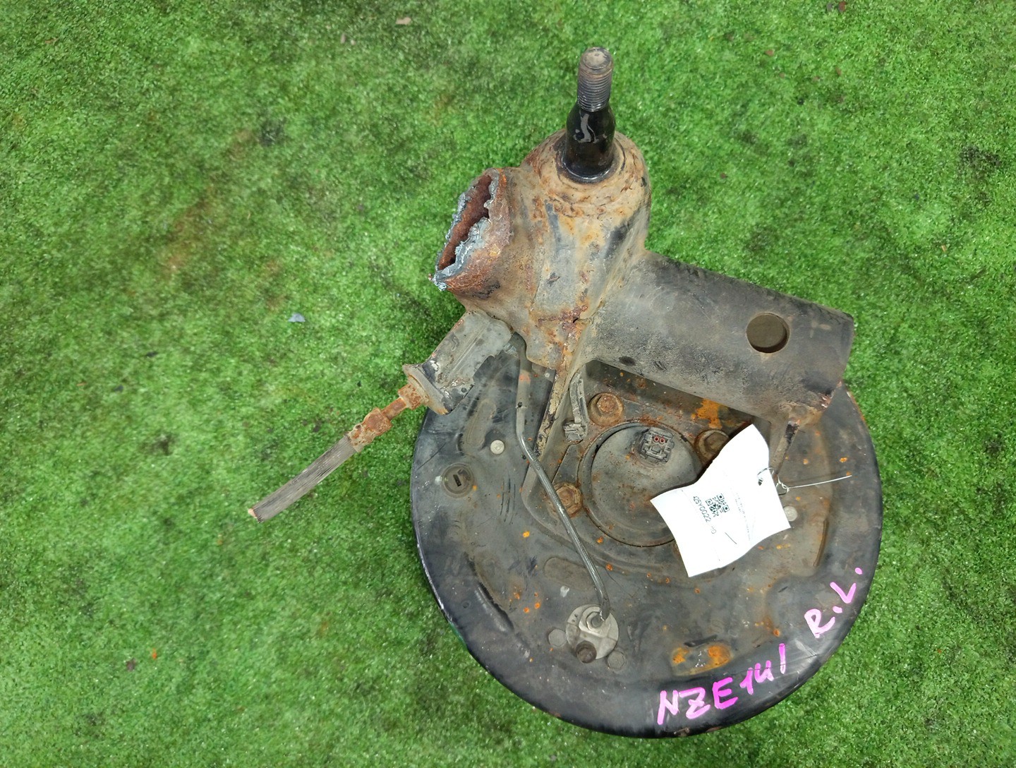 Ступица левая задняя TOYOTA AXIO, COROLLA FIELDER, COROLLA  AXIO, FIELDER NZE141, ZRE142, ZRE142G, NZE141G 1NZ-FE, 2ZR-FAE, 2ZR-FE 2 ракурс