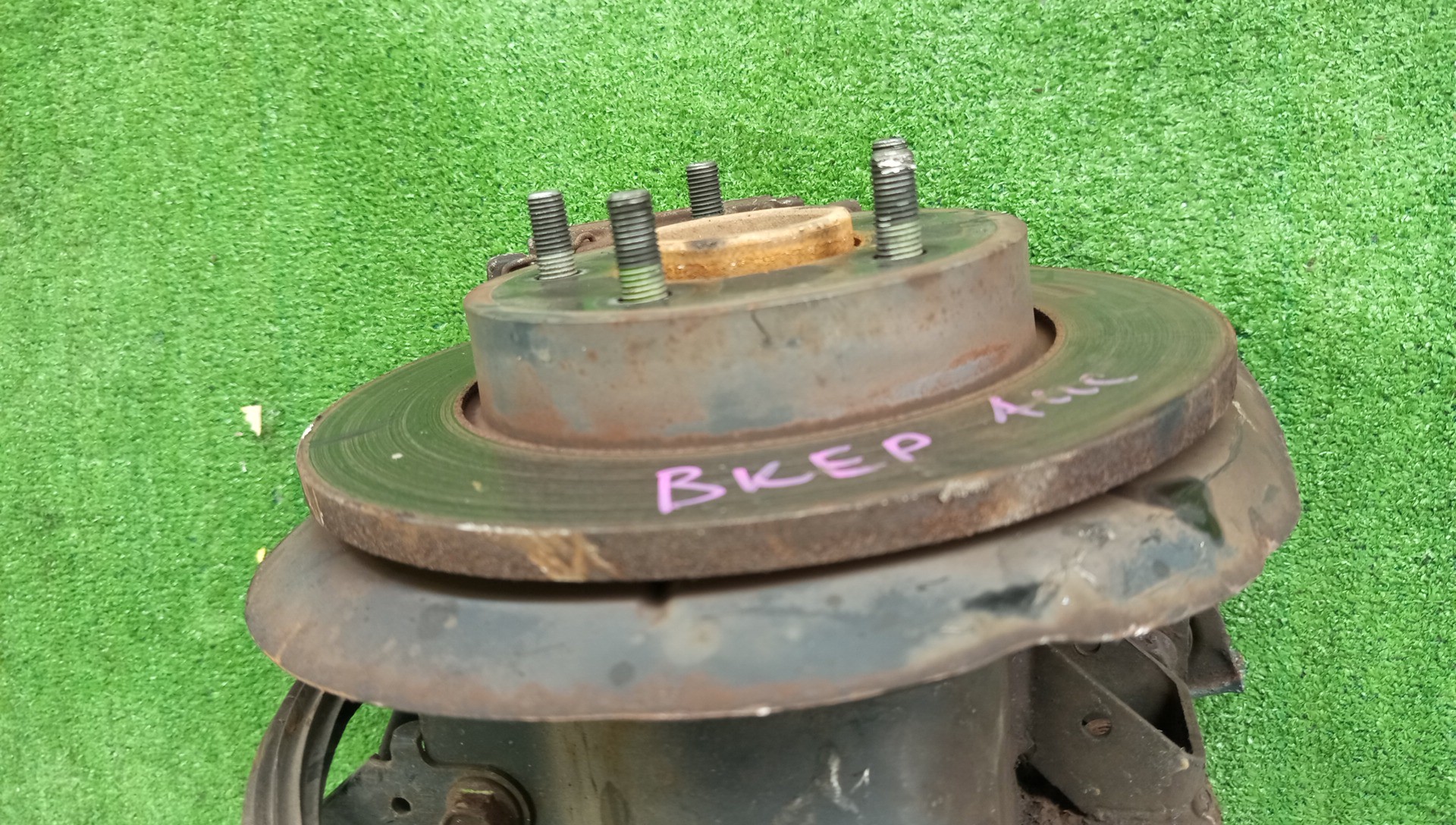 Ступица левая задняя MAZDA AXELA BK5P, BK3P, BKEP ZY-VE, L3-VE, LF-VE, LF-DE 3 ракурс
