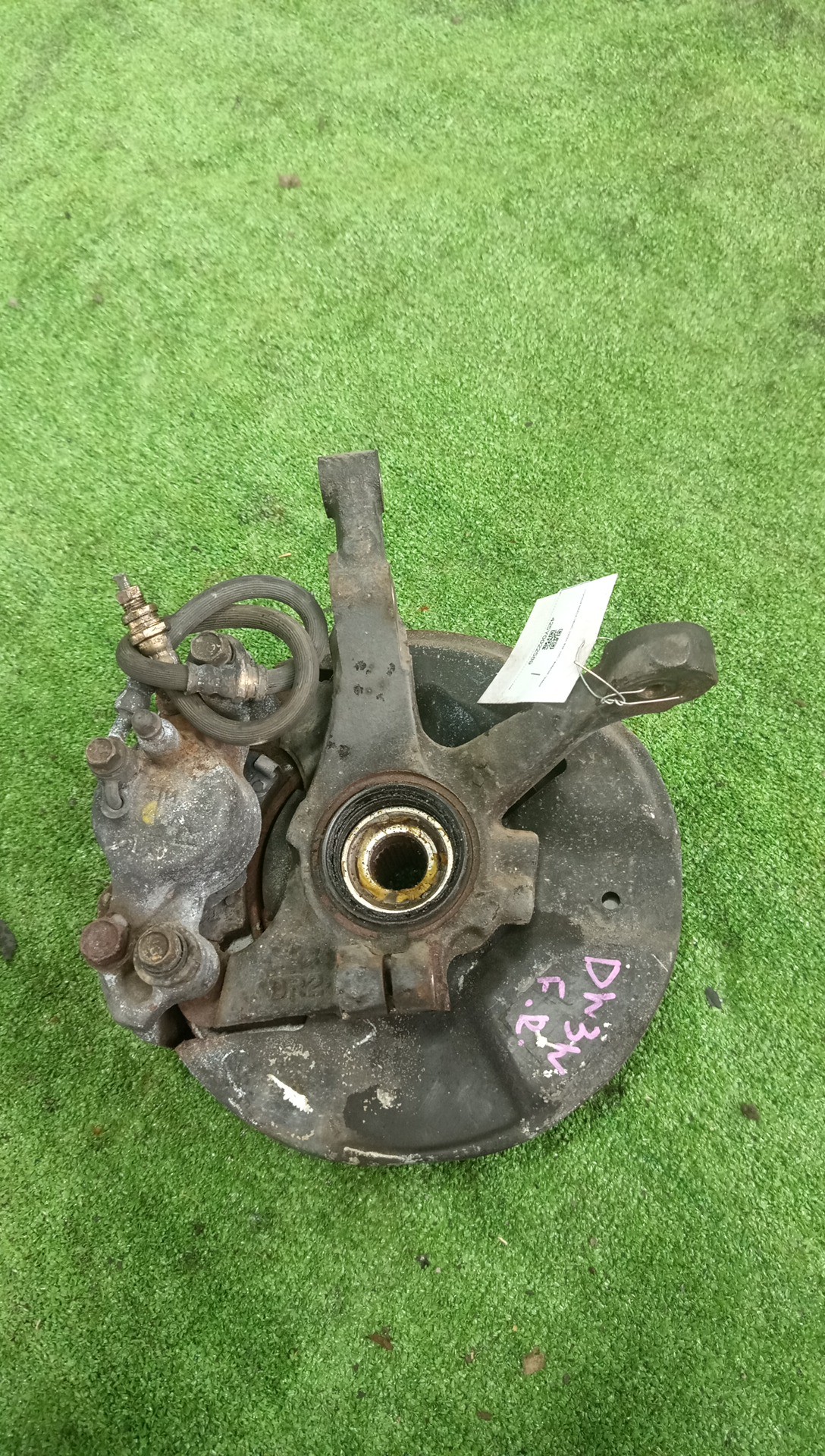 Ступица правая передняя MAZDA DEMIO DW3W, DW5W B3E, B3ME, B3, B5E, B5ME, B5 3 ракурс