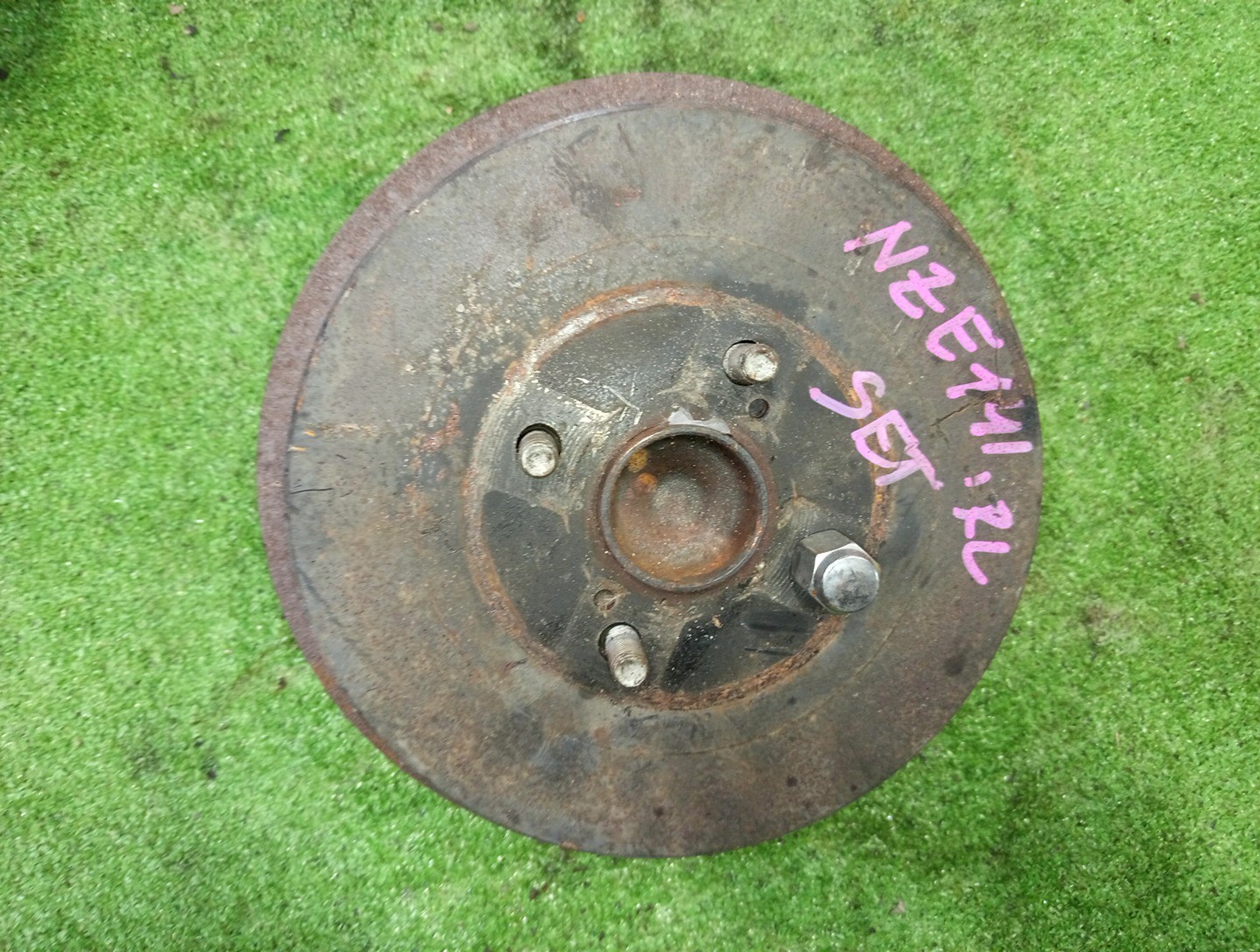 Ступица левая задняя TOYOTA AXIO, COROLLA FIELDER, COROLLA  AXIO, FIELDER NZE141, ZRE142, ZRE142G, NZE141G 1NZ-FE, 2ZR-FAE, 2ZR-FE 1 ракурс