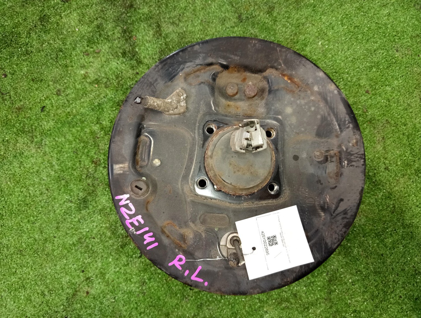 Ступица левая задняя TOYOTA AXIO, COROLLA FIELDER, COROLLA  AXIO, FIELDER NZE141, ZRE142, ZRE142G, NZE141G 1NZ-FE, 2ZR-FAE, 2ZR-FE 2 ракурс