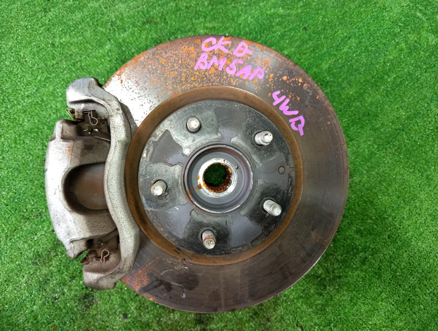 Ступица левая передняя MAZDA AXELA, MAZDA3, 3 BMLFS, BM6FJ, BM2AS, BM2FP, BM2AP, BM5FP, BM5FS, BM5AS, BM5AP, BM2FS, BYEFP, BMEFS, BM P5-VPS 1 ракурс Ступица левая передняя MAZDA AXELA, MAZDA3, 3 BMLFS, BM6FJ, BM2AS, BM2FP, BM2AP, BM5FP, BM5FS, BM5AS, BM5AP, BM2FS, BYEFP, BMEFS, BM P5-VPS 1 ракурс