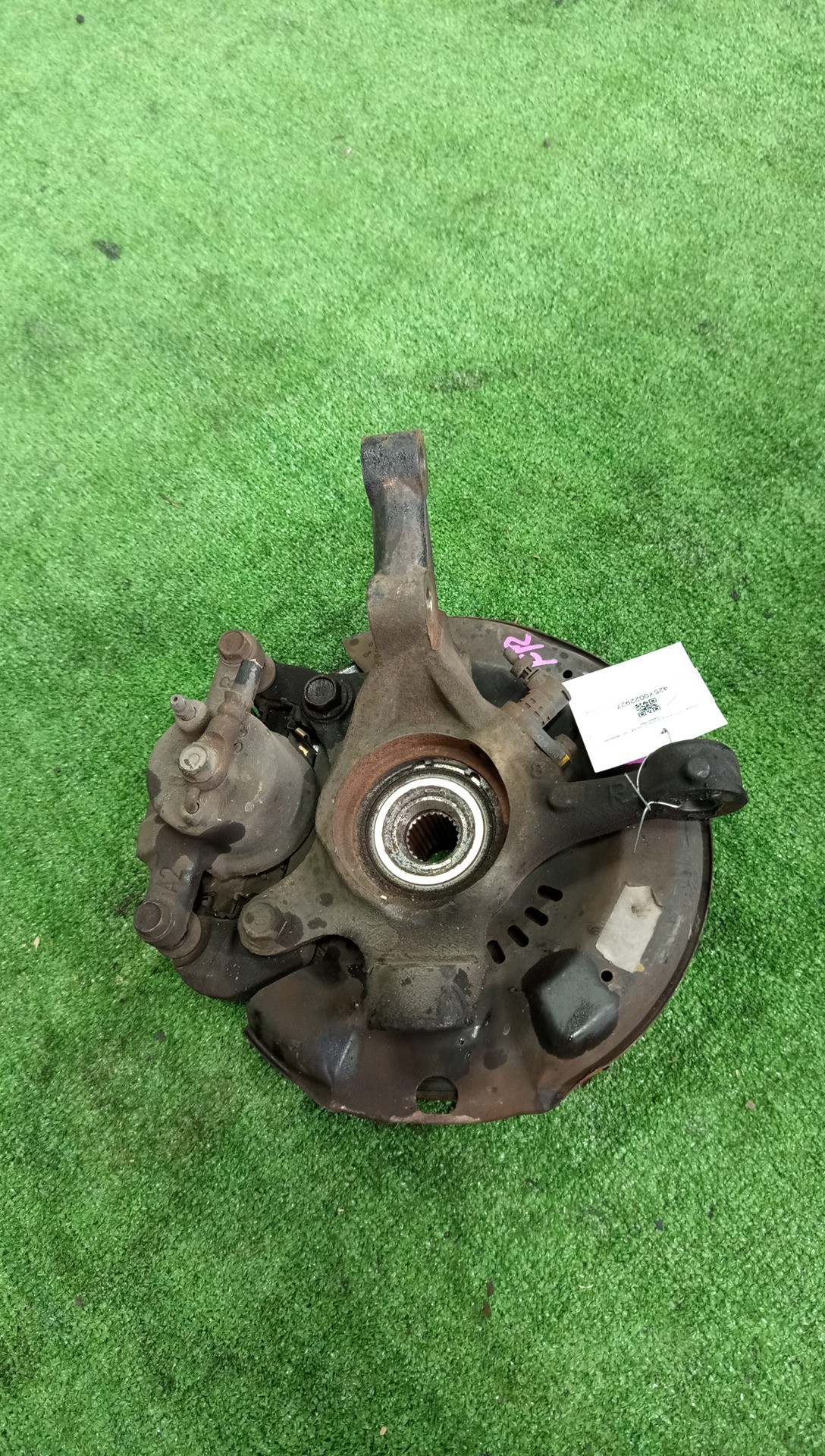 Ступица правая передняя TOYOTA PLATZ NCP12 1NZ-FE 3 ракурс