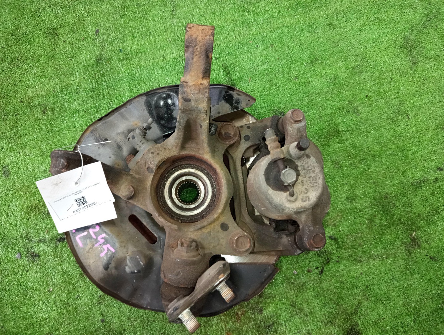 Ступица левая передняя TOYOTA ALLION ZZT245 1ZZ-FE 2 ракурс