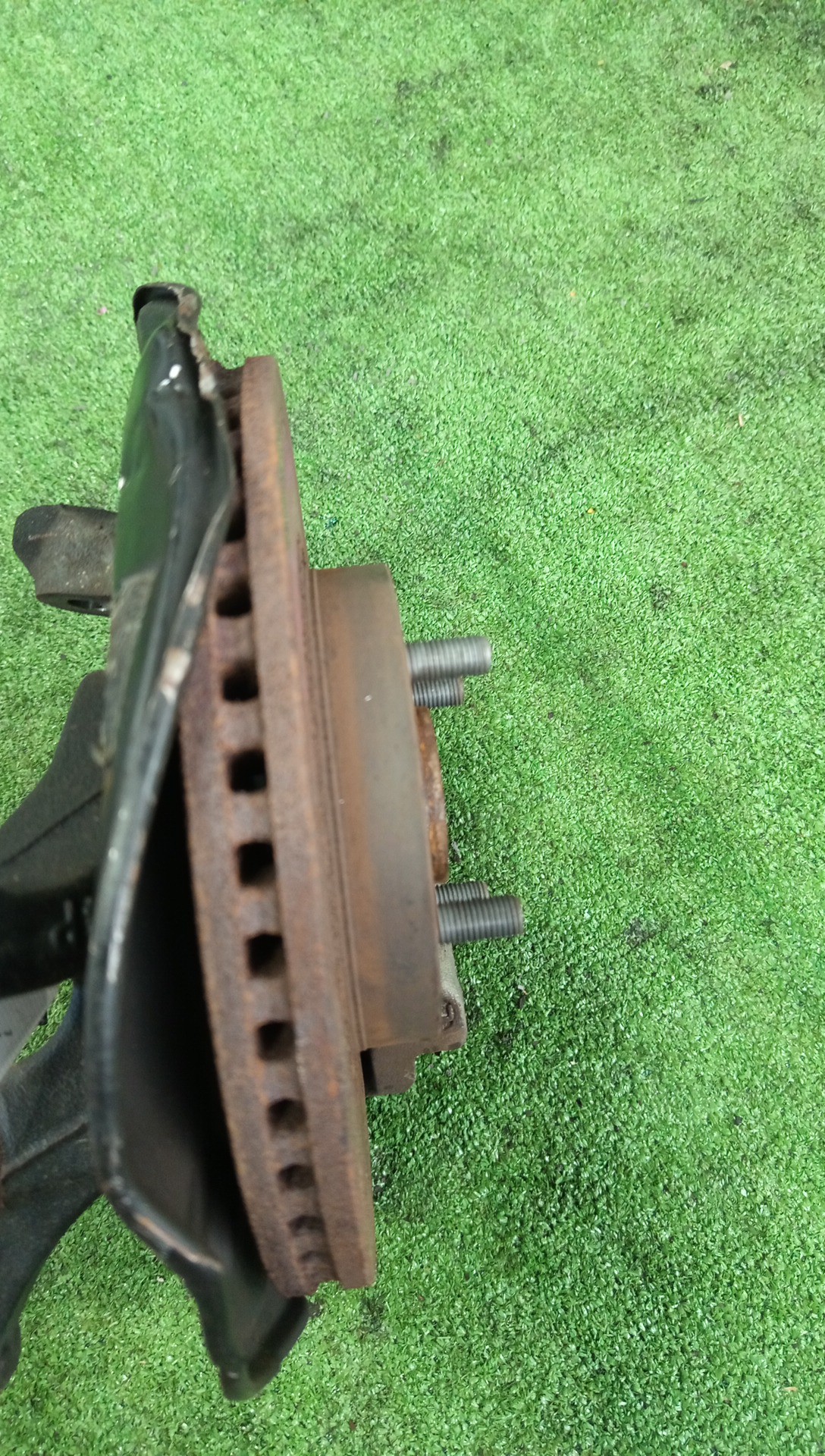Ступица левая передняя TOYOTA PORTE, SPADE NCP141, NSP140, NSP141 1NZ-FE, 1NR-FE, 2NR-FKE 2 ракурс