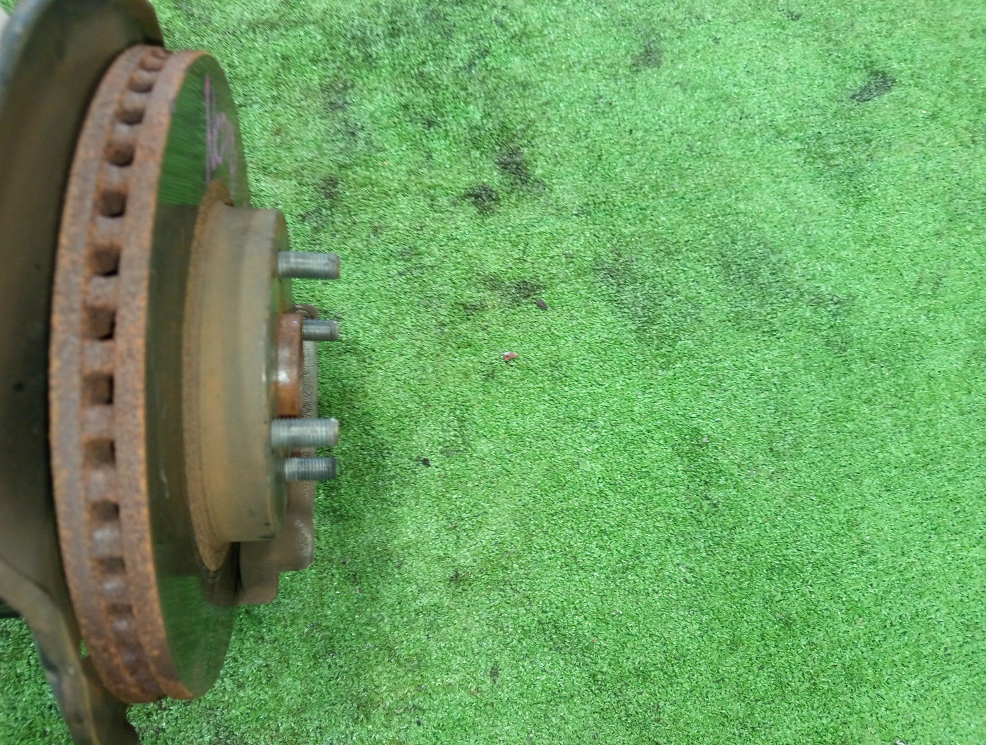 Ступица правая передняя TOYOTA PORTE, SPADE NCP141, NSP140, NSP141 1NZ-FE, 1NR-FE, 2NR-FKE 3 ракурс