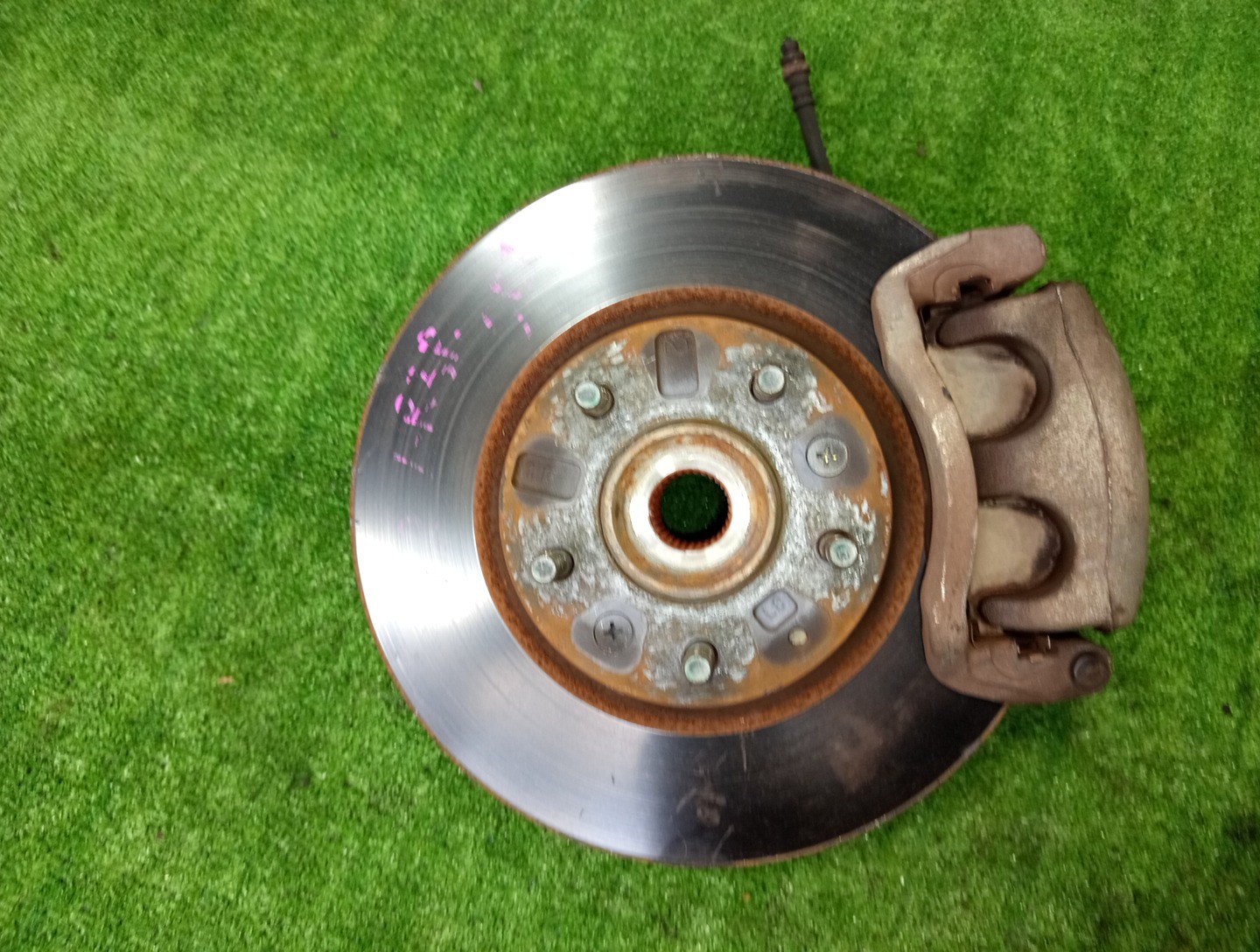 Ступица правая передняя MAZDA MPV, CX-7 LY3P, ER3P L3-VDT, L3-VE 1 ракурс