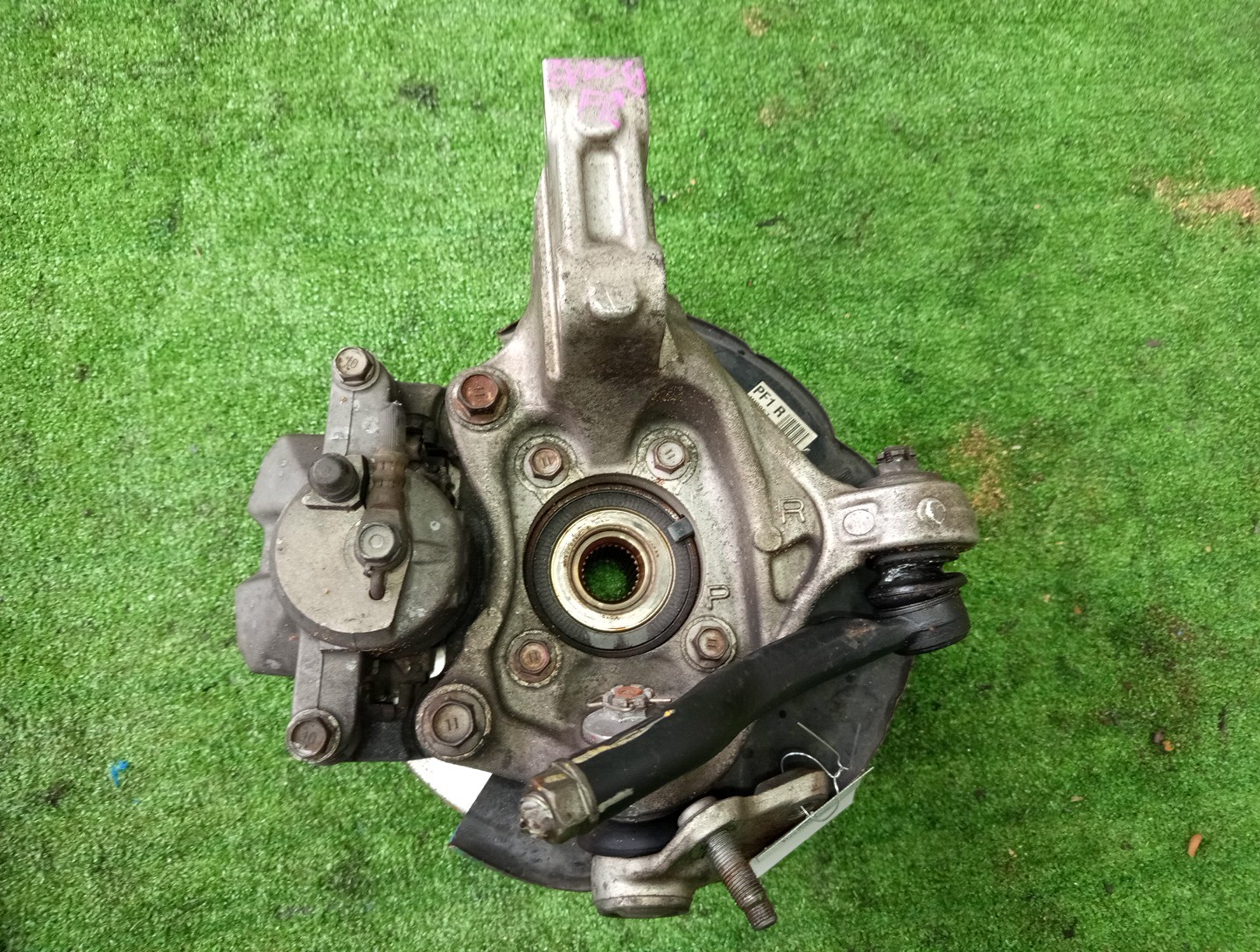 Ступица правая передняя TOYOTA CT200H, PRIUS ZWA10, ZVW35, ZVW30 2ZR-FXE 2 ракурс