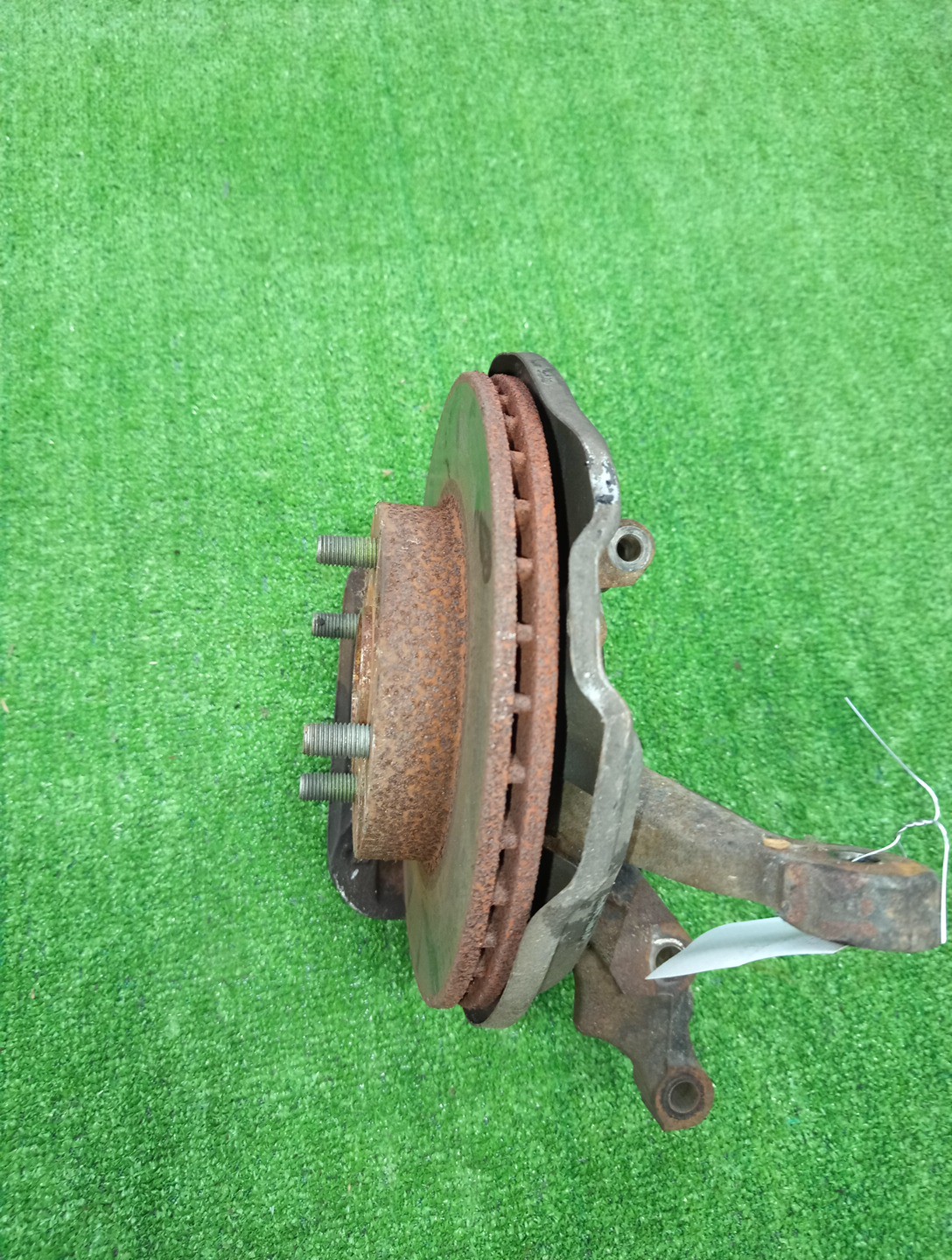 Ступица правая передняя MAZDA DEMIO DW3W, DW5W B3E, B3ME, B3, B5E, B5ME, B5 3 ракурс