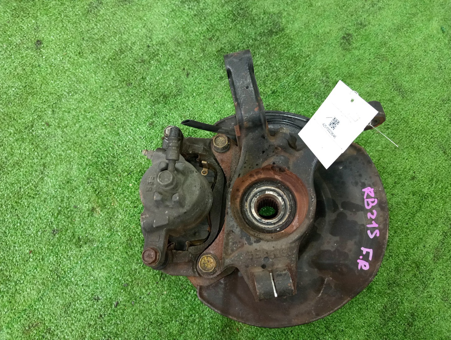 Ступица правая передняя SUZUKI AERIO RC51S, RB21S, RA21S, RD51S M18A, M15A 2 ракурс