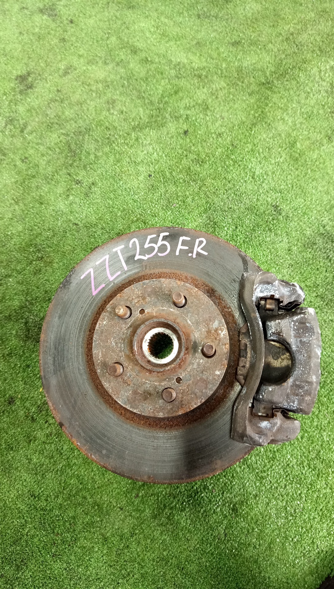 Ступица правая передняя TOYOTA ALLION ZZT245 1ZZ-FE 1 ракурс