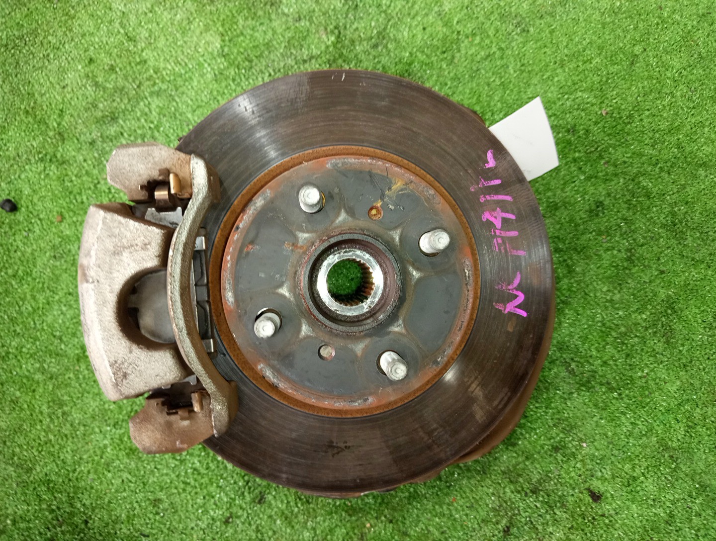Ступица левая передняя TOYOTA PORTE, SPADE NCP141, NSP140, NSP141 1NZ-FE, 1NR-FE, 2NR-FKE 1 ракурс