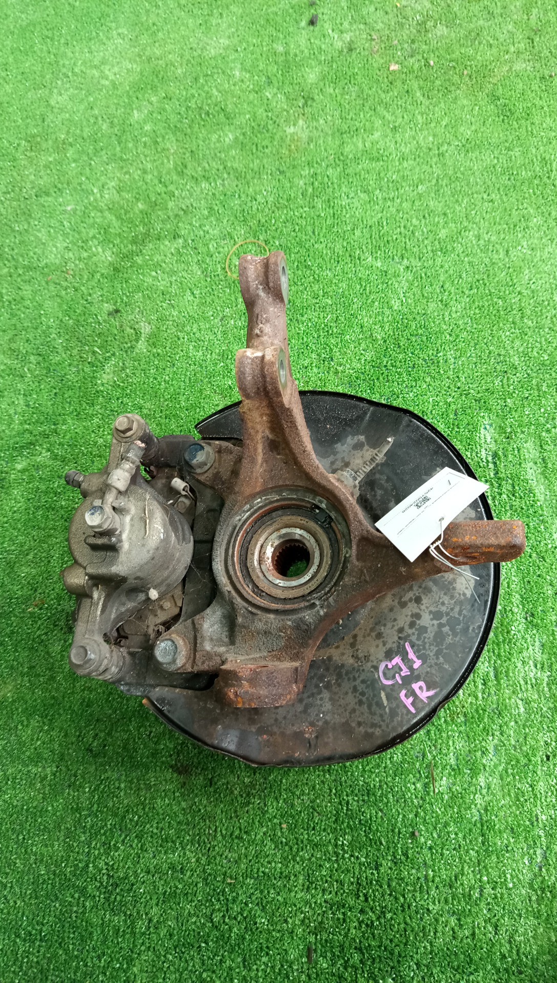 Ступица правая передняя HONDA AIRWAVE GJ1 L15A 3 ракурс