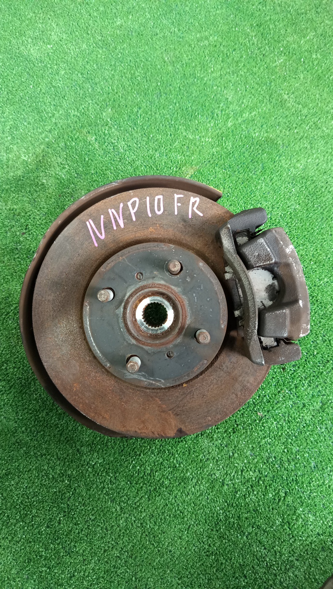 Ступица правая передняя TOYOTA PORTE NNP10 2NZ-FE 1 ракурс