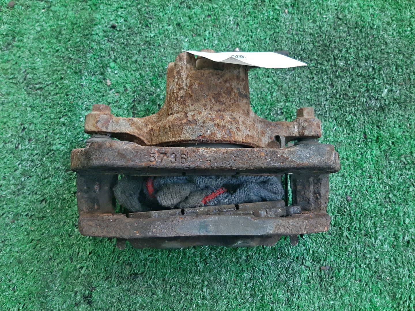 Суппорт тормозной правый передний MITSUBISHI GALANT FORTIS CY6A 4J10 2 ракурс