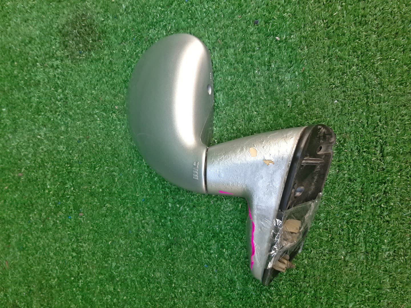 Рожок MITSUBISHI AIRTREK CU5W 1 ракурс
