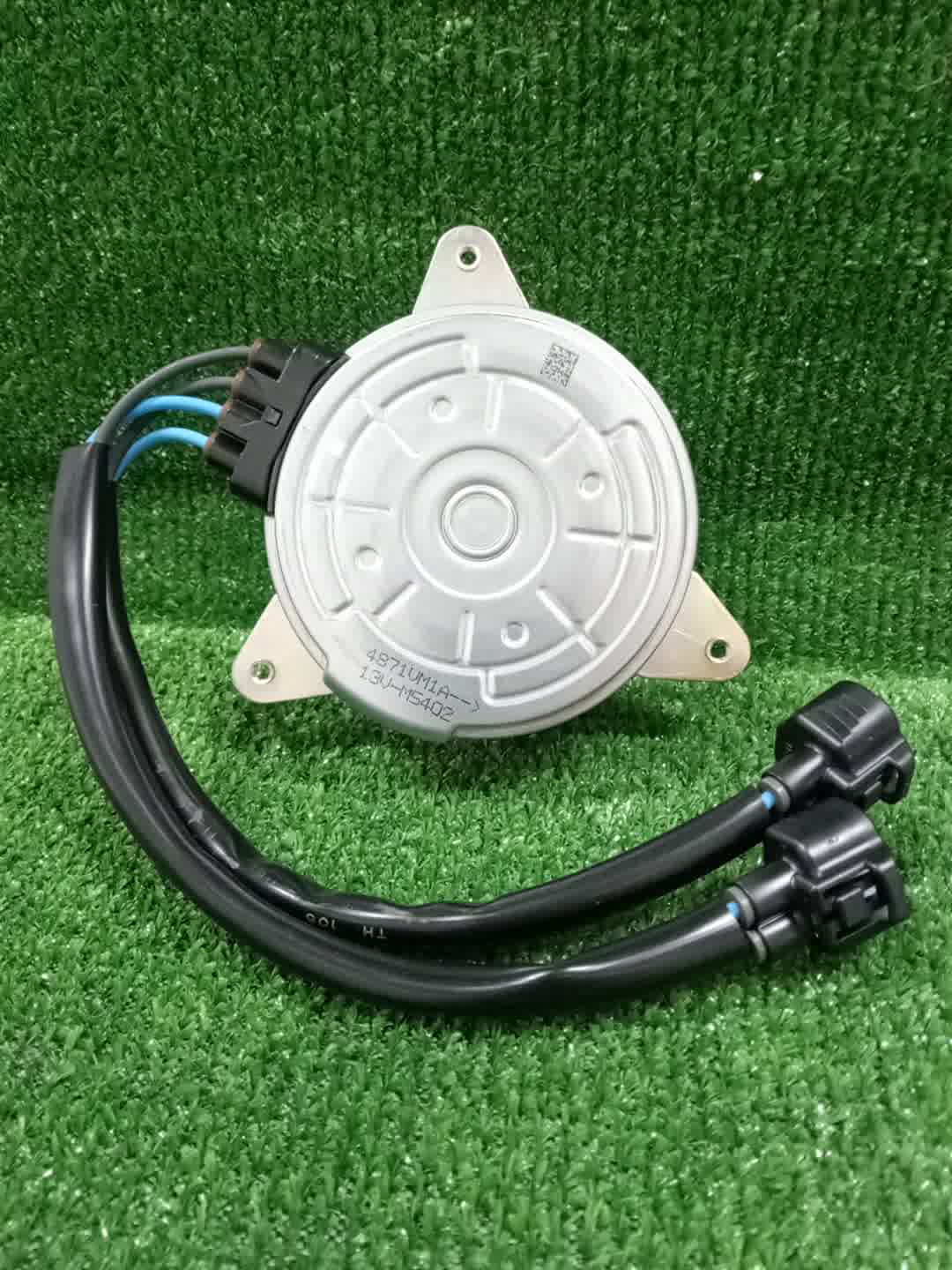 Вентилятор радиатора NISSAN NOTE HE12 HR12DE 21487-1VM2A 2 ракурс