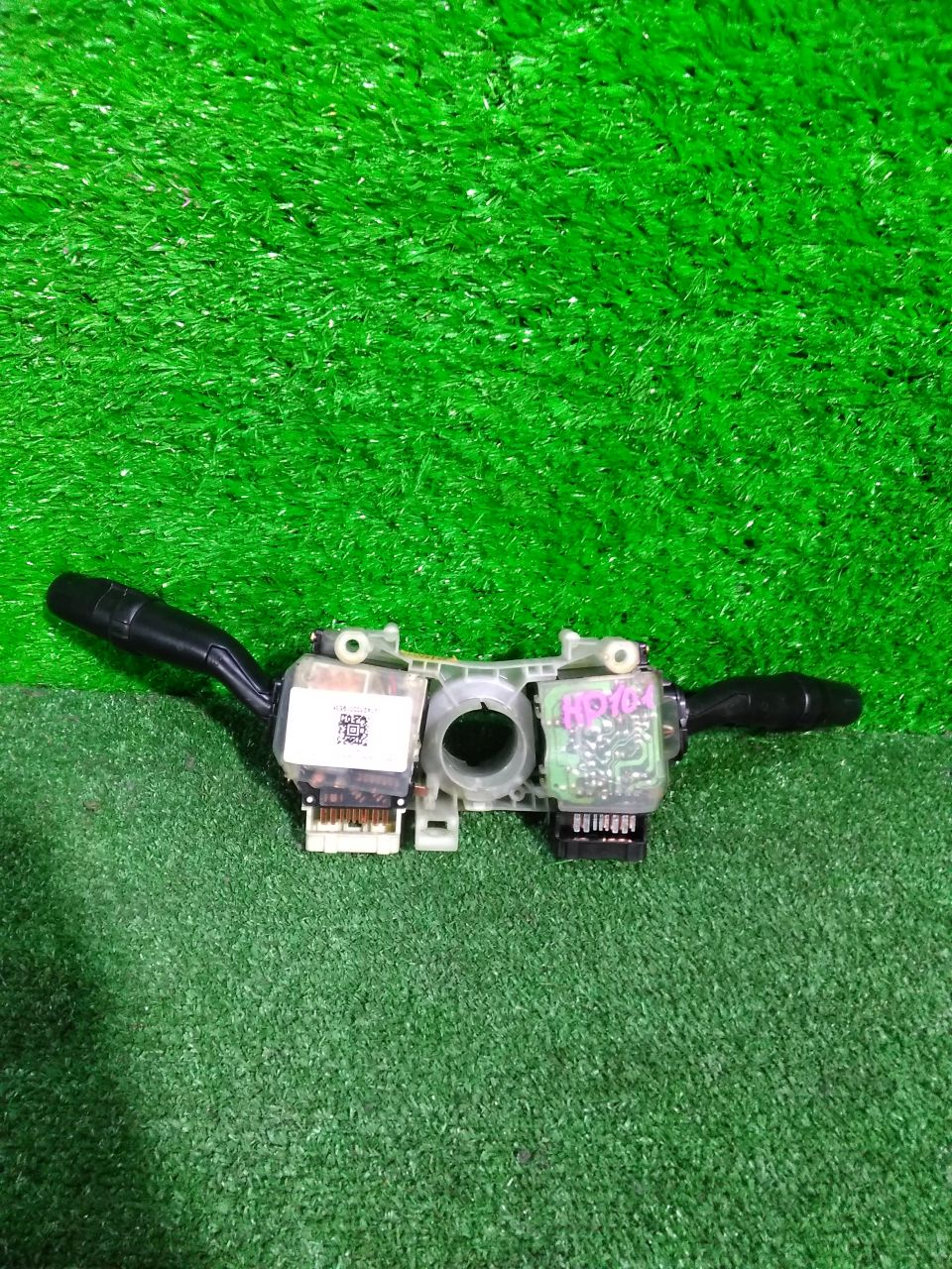 Гитара TOYOTA LAND CRUISER HDJ101 1 ракурс
