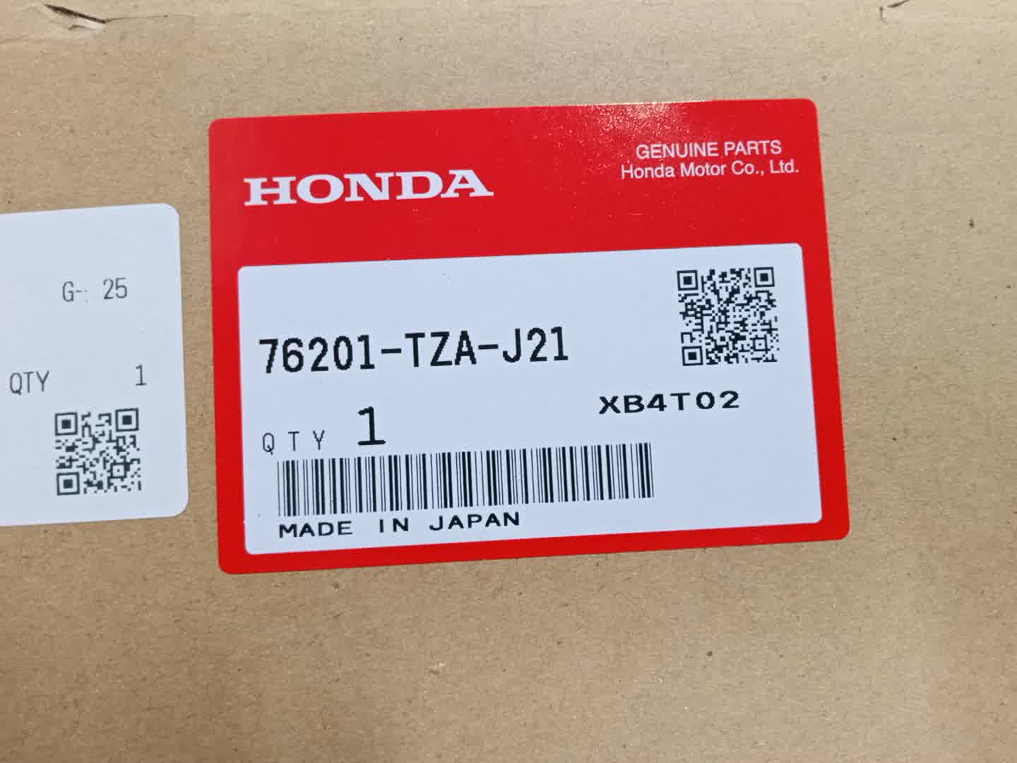 Крышка зеркала заднего вида правая HONDA FIT GR5 76201-TZA-J21 4 ракурс