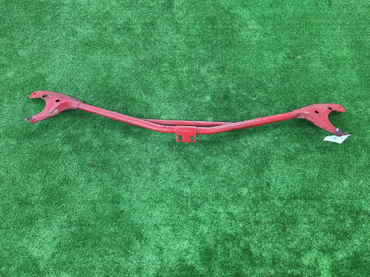 Распорка передняя MITSUBISHI LANCER CEDIA CS5W 2 ракурс